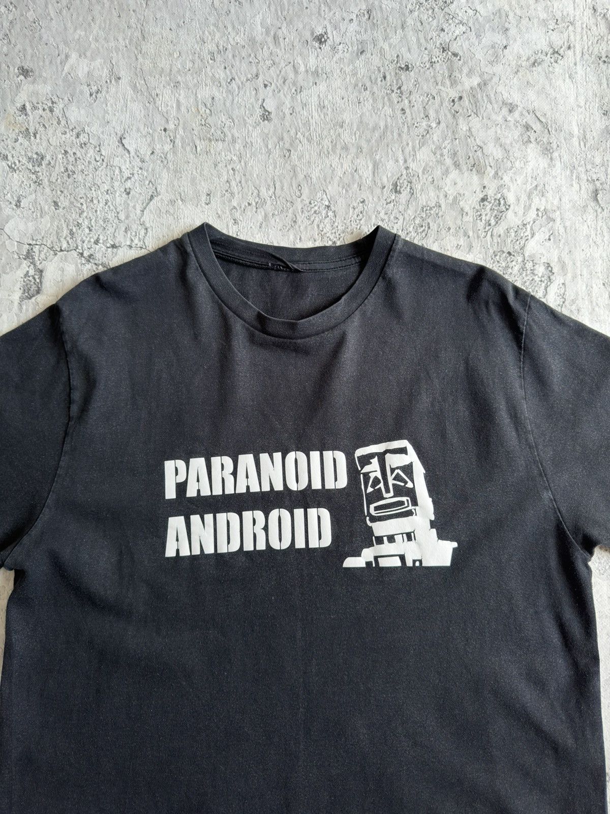 Band Tees Vintage 2000s Radiohead Paranoid Android Band T Shirt Size US L / EU 52-54 / 3 - 5 Thumbnail
