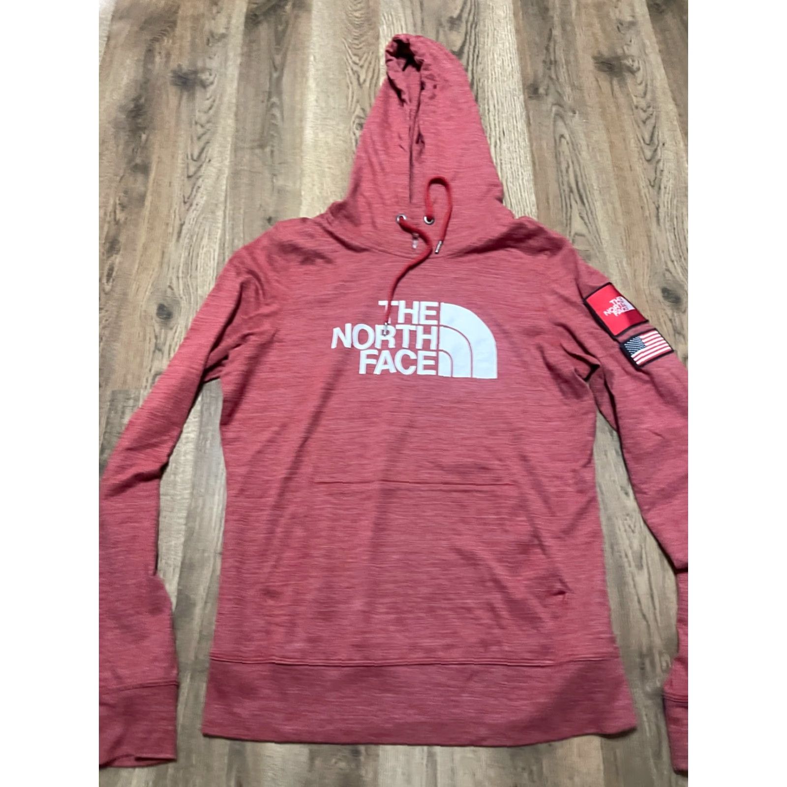 The North Face VINTAGE? The North Face Hoodie Women’s Small Red USA Flag Pullover Drawstring Shirt Size S / US 4 / IT 40 - 4 Thumbnail
