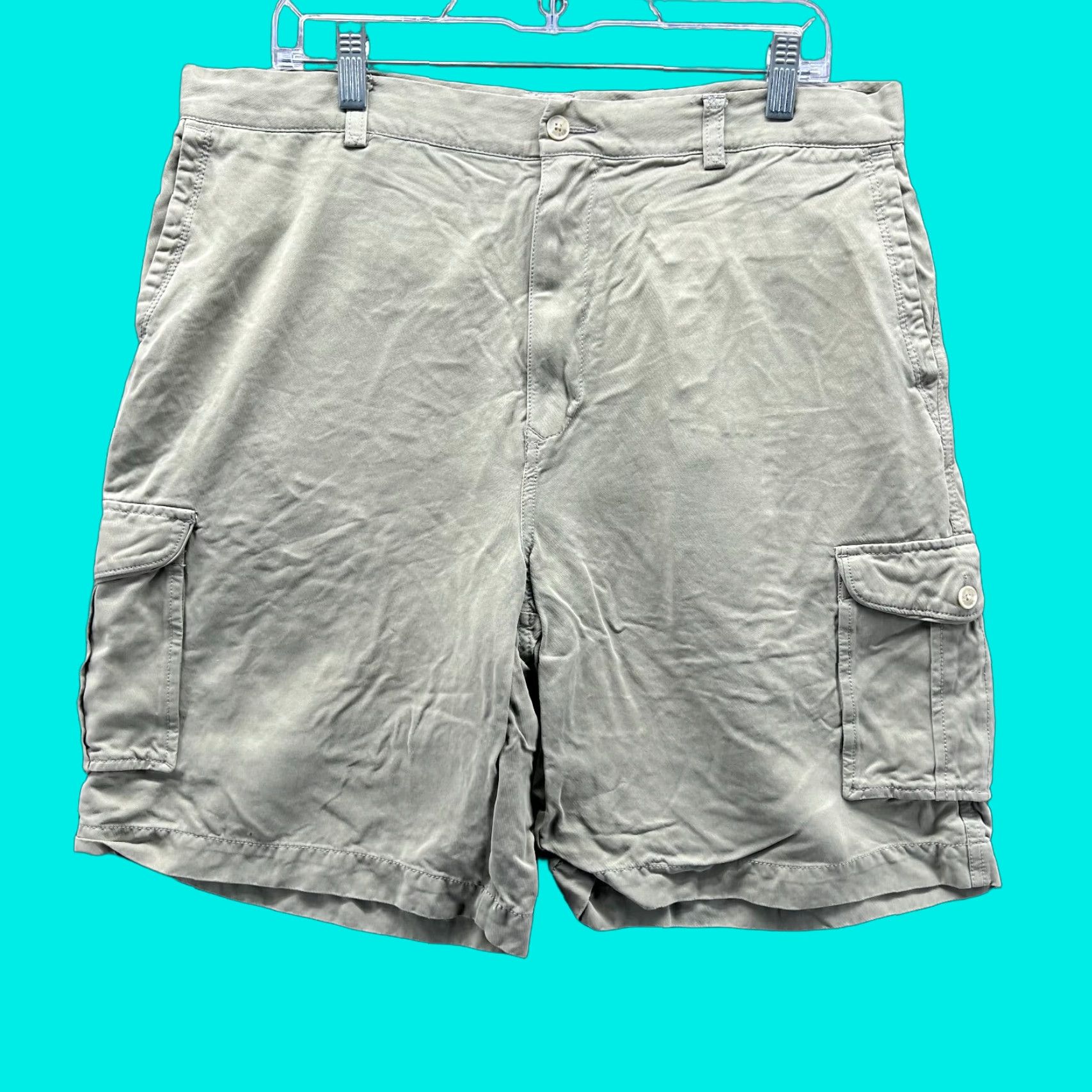 Tommy Bahama Tommy Bahama Shorts Men 36 Adult Khaki Cargo Fit Silk Outdoors Tan Beige Casual Size US 36 / EU 52 - 1 Thumbnail