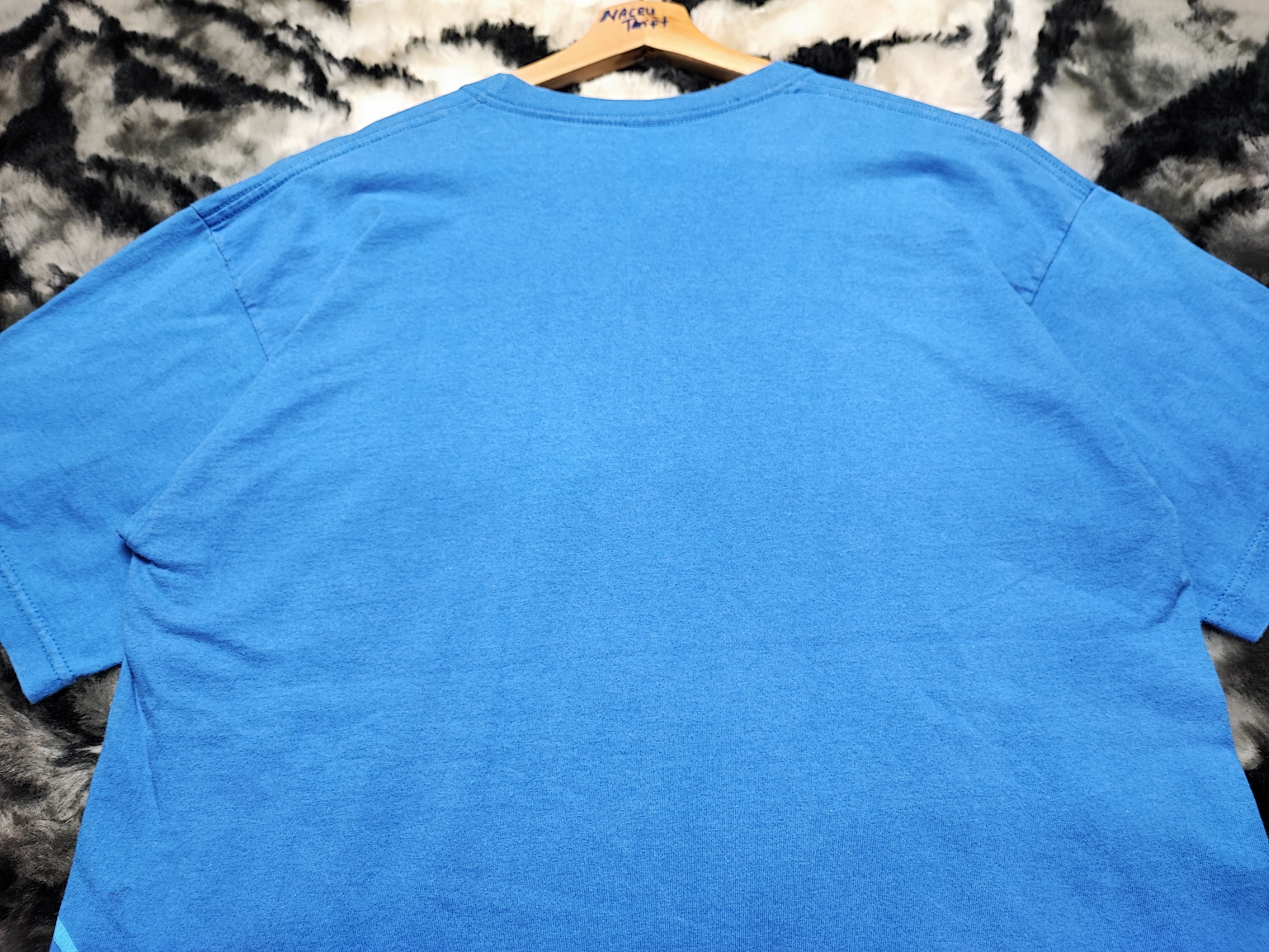 Band Tees Red Hot Chill Pepers Girl Surf Vintage Y2k Hook-Ups Size US L / EU 52-54 / 3 - 19 Thumbnail