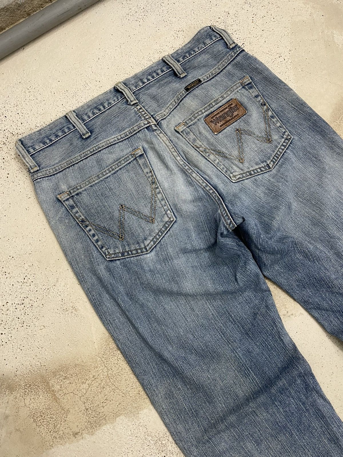 Wrangler Wrangler Distressed Light Blue Denim Pants Size US 32 / EU 48 - 9 Thumbnail