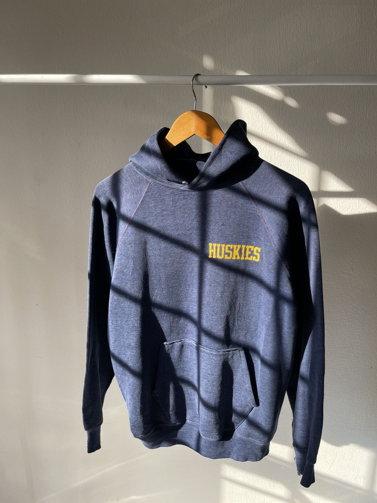 Champion × Vintage Vintage Huskies Washington Distressed Hoodie Size US M / EU 48-50 / 2 - 6 Thumbnail