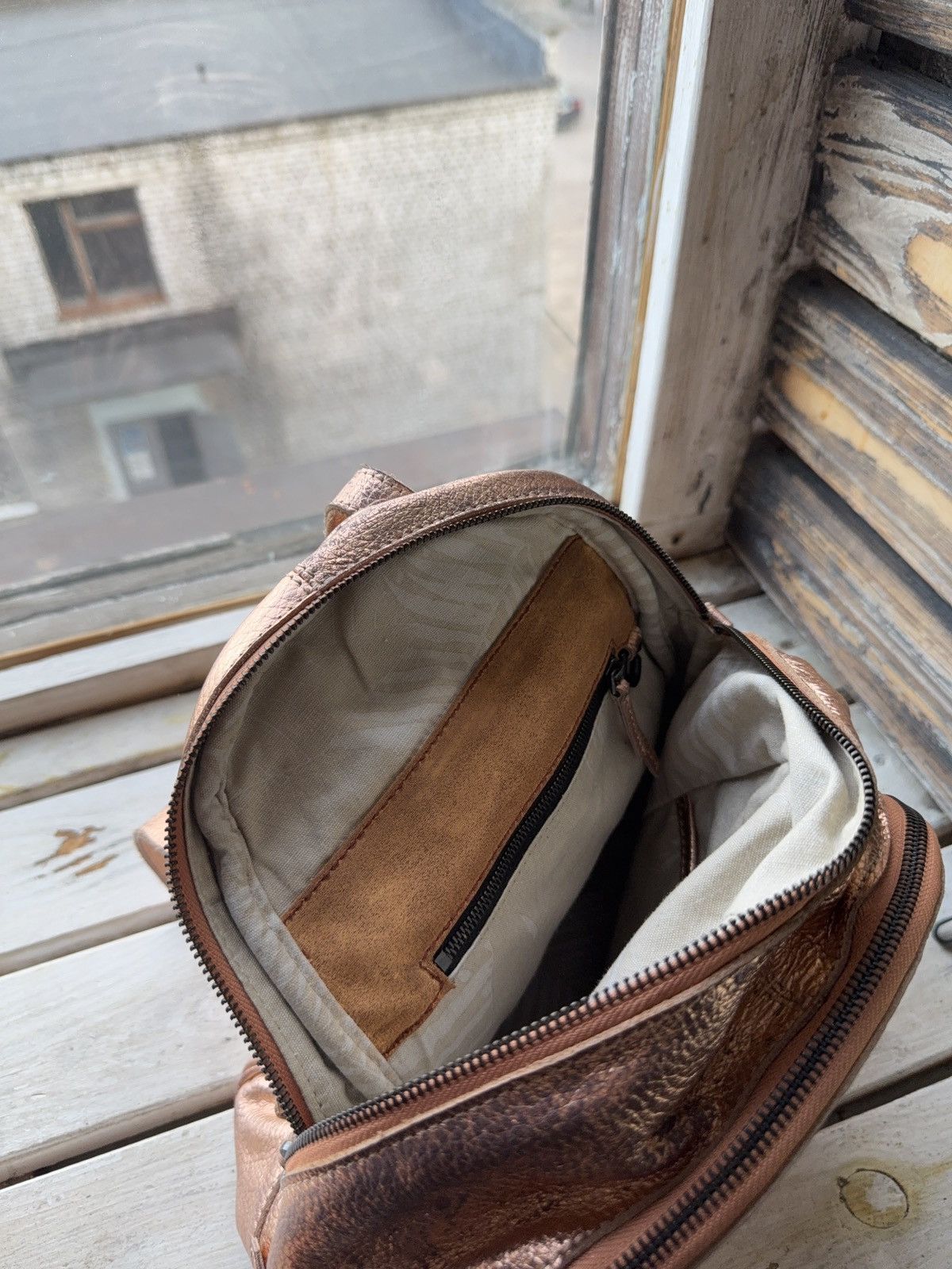 LIEBESKIND BERLIN Vintage LIEBESKIND BERLIN faded Leather backpack pink gold Size ONE SIZE - 17 Thumbnail