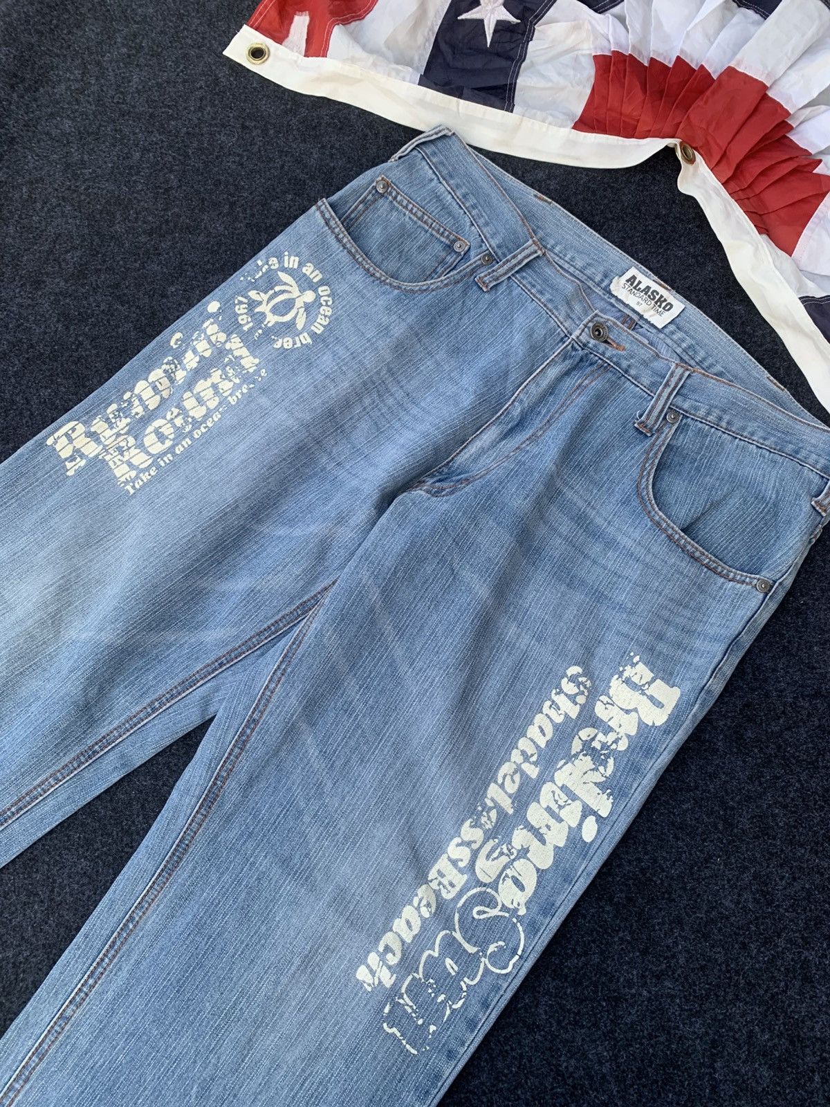 Japanese Brand Baggy Alasko surf style. Size US 36 / EU 52 - 11 Thumbnail