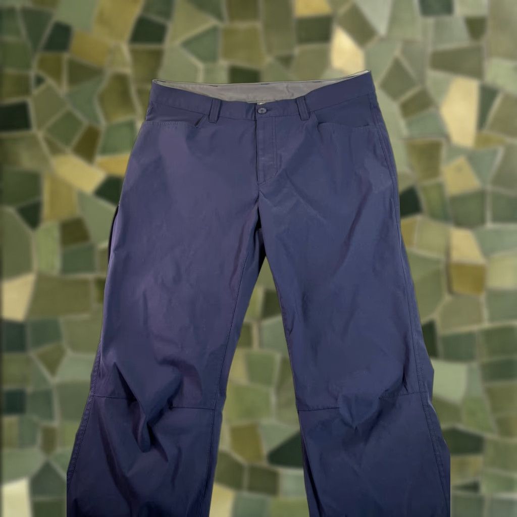 Eddie Bauer Men's Eddie Bauer 34x30 Tech Nylon Cargo Hiking