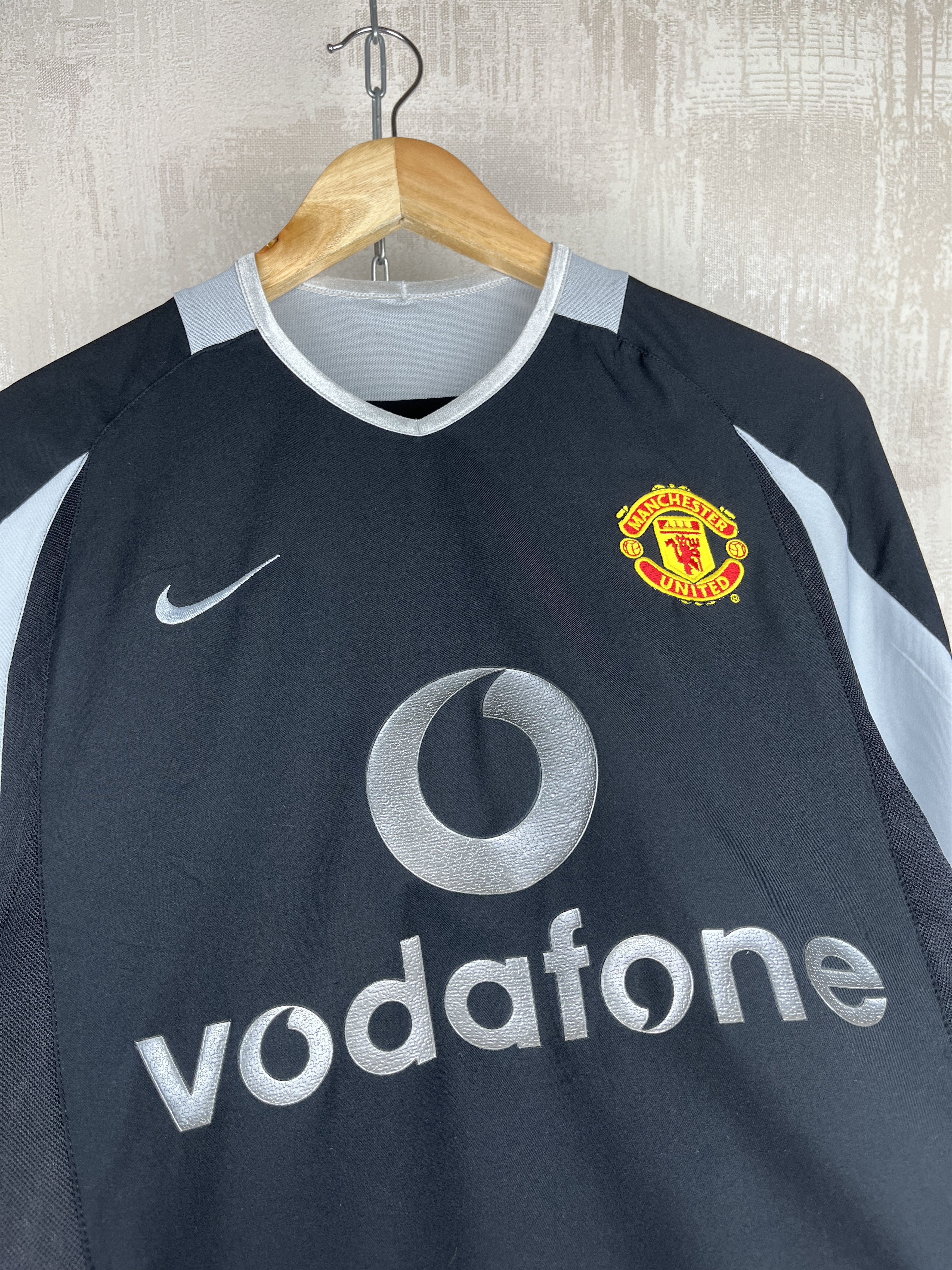 Nike 2002-2004 Manchester United # 27 Silvestre Soccer Jersey Size US S / EU 44-46 / 1 - 13 Thumbnail