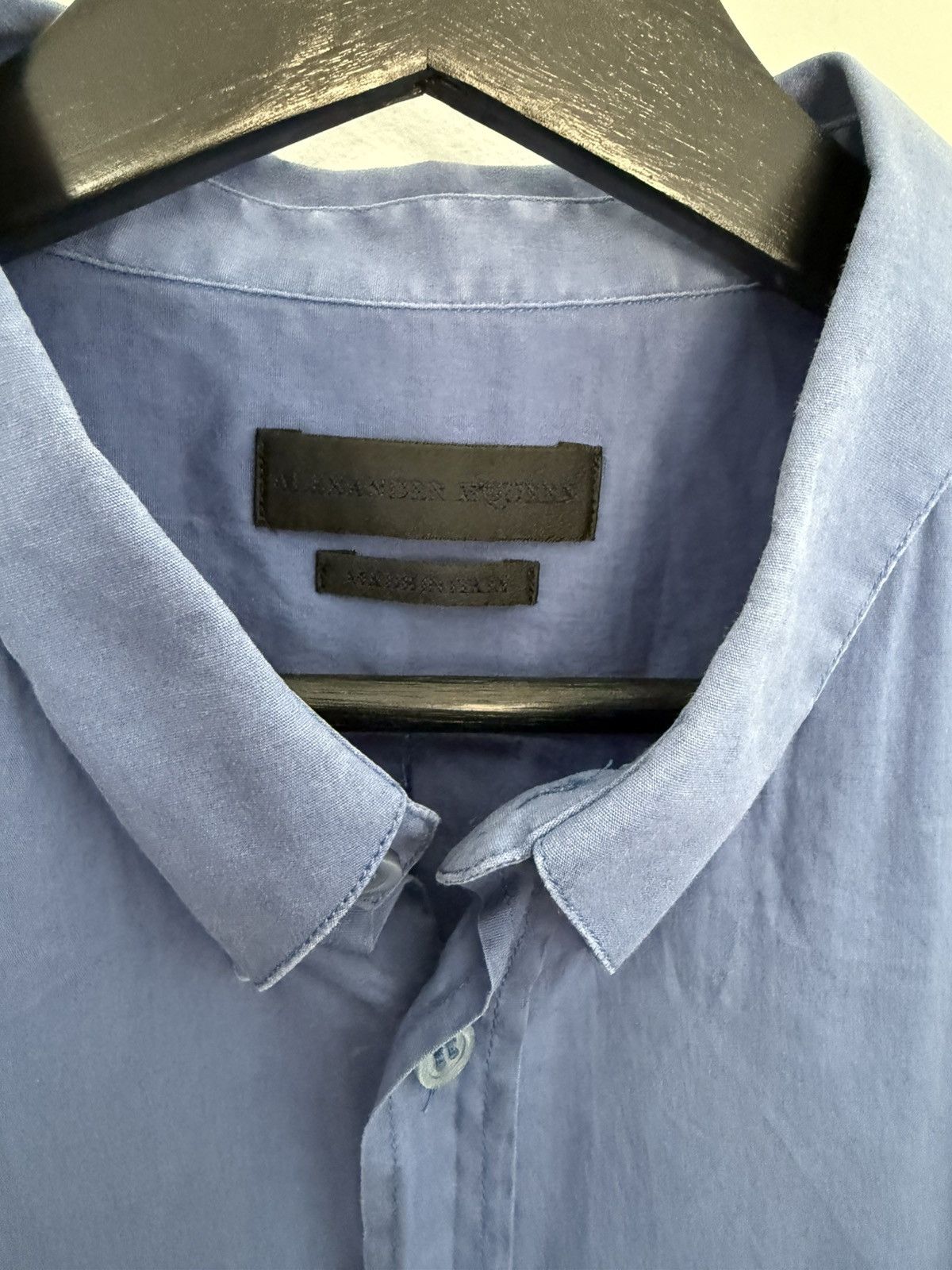 Alexander McQueen Alexander McQueen Blue Button down Size US M / EU 48-50 / 2 - 2 Thumbnail