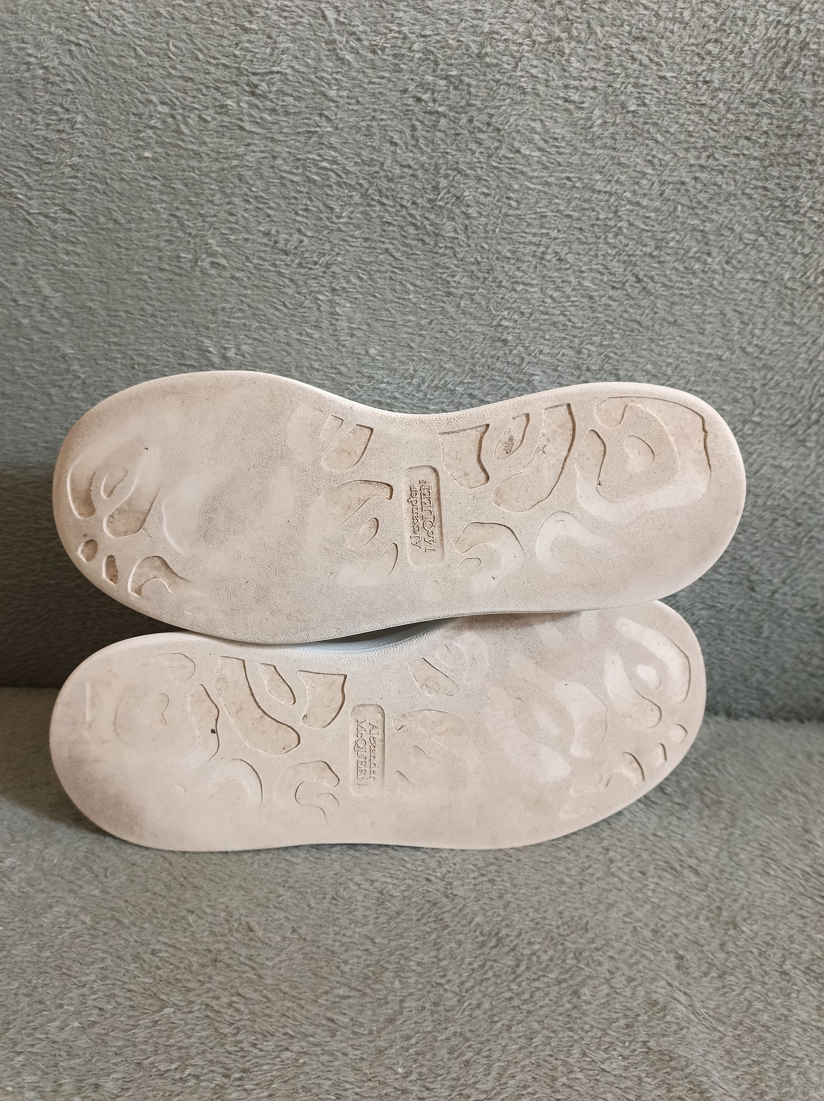 Alexander McQueen Alexander McQueen Oversized Leather Sneakers EU41 Size US 7.5 / EU 40-41 - 14 Thumbnail