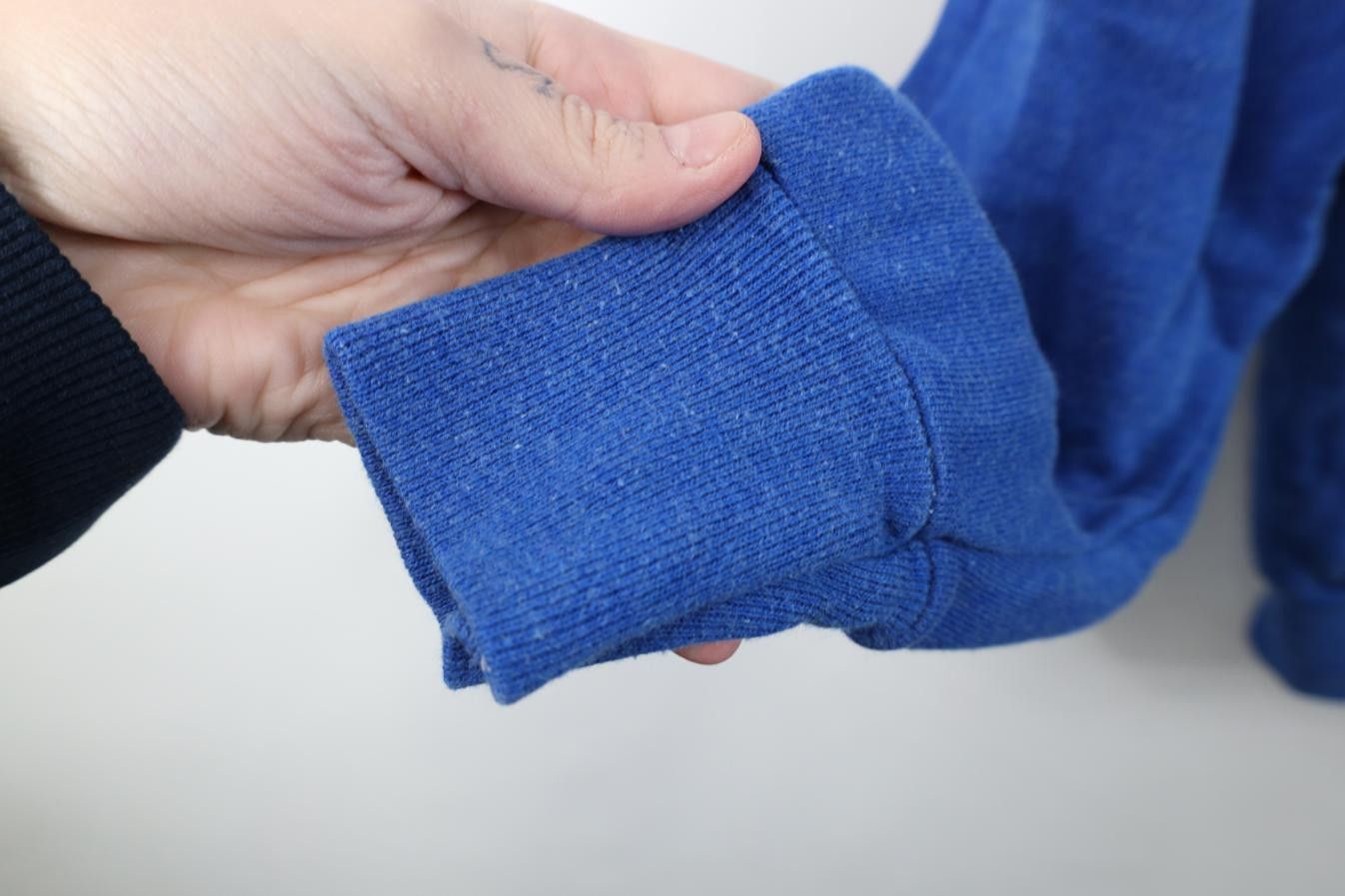 Vintage Vintage 70s 80s Streetwear Raglan Sweatshirt Royal Blue USA Size US L / EU 52-54 / 3 - 8 Thumbnail