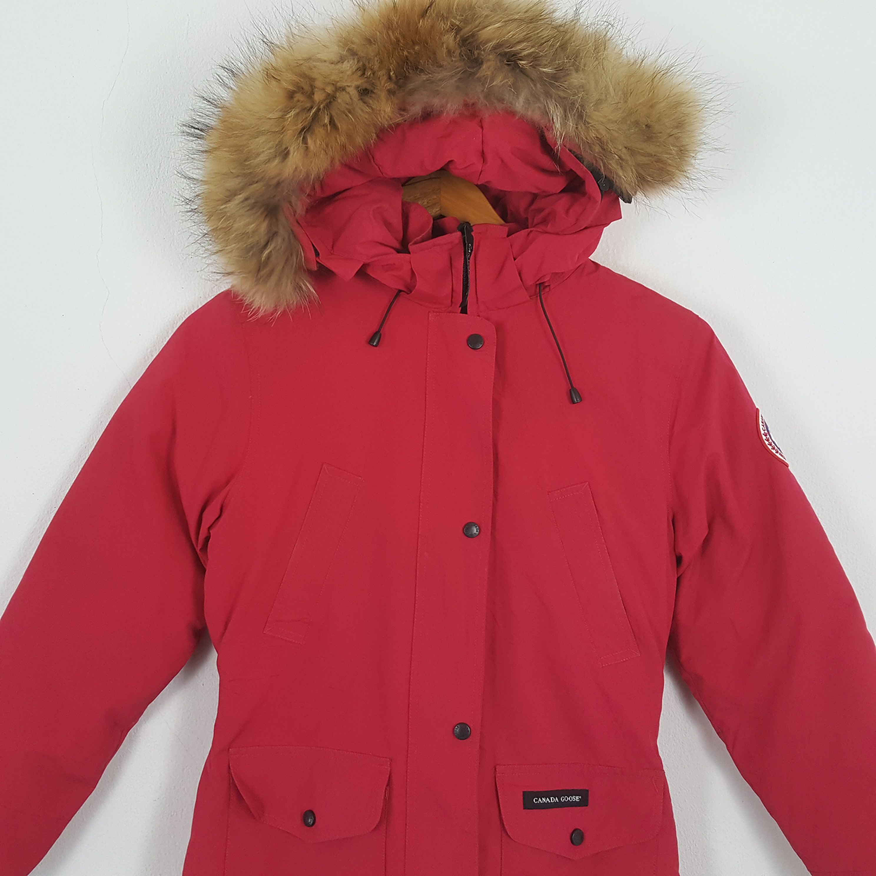 Vintage Vintage CANADA GOOSE Fashion Brand Winter Jacket Size S / US 4 / IT 40 - 2 Thumbnail