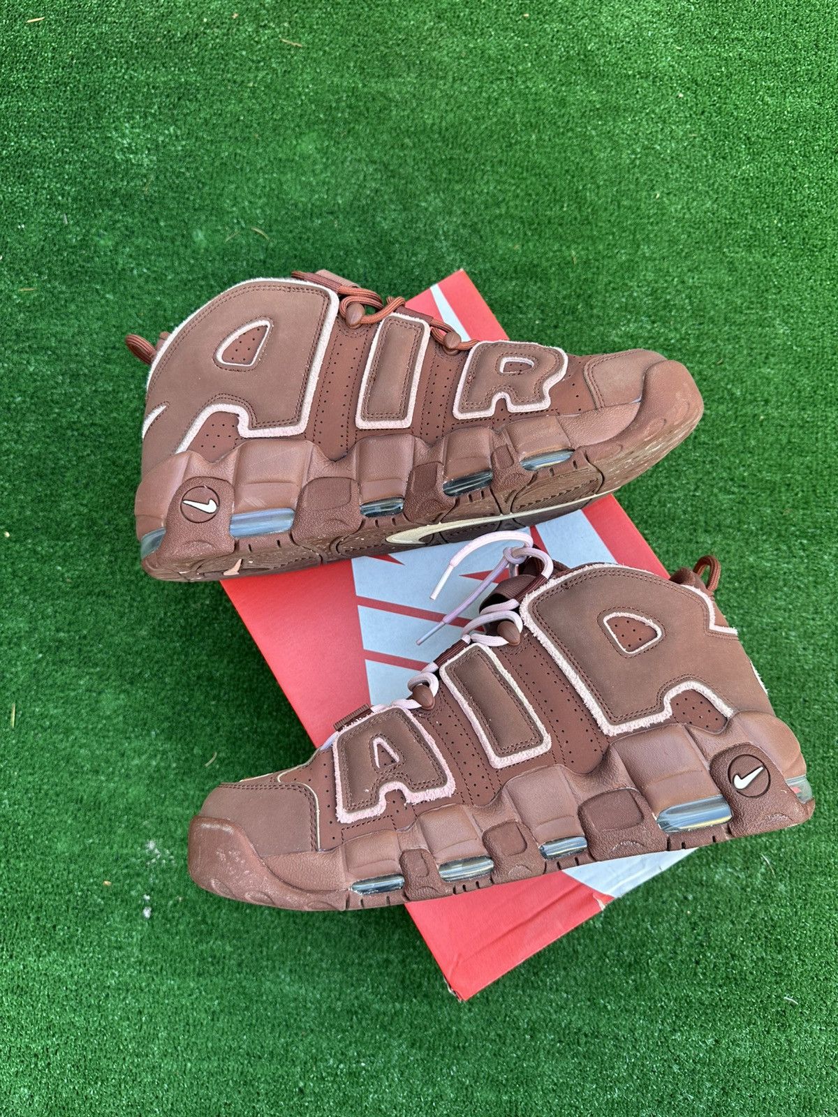 Nike NIKE UPTEMPOS SZ 12 Size US 12 / EU 45 - 2 Thumbnail