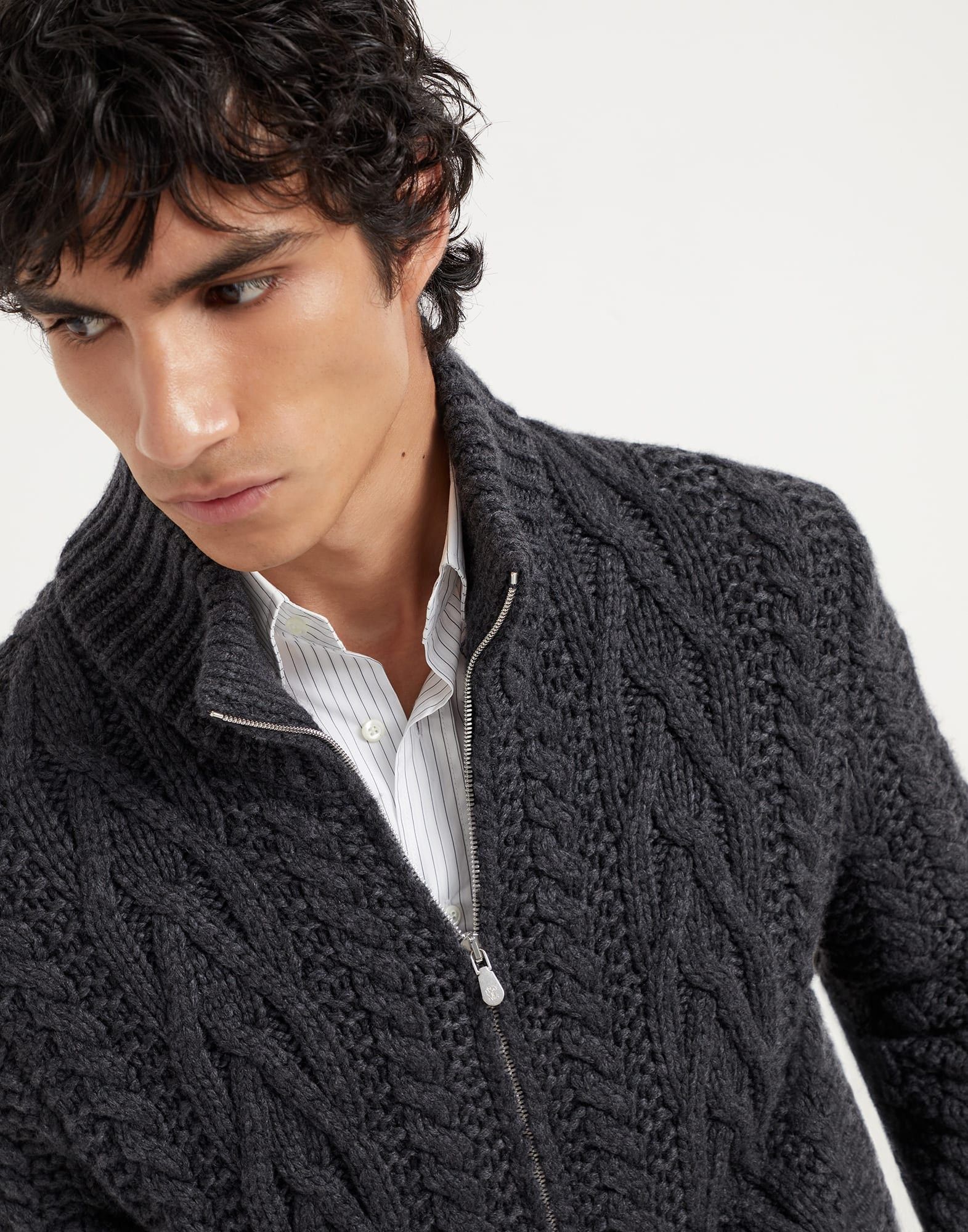 Brunello Cucinelli o1w1db11125 Cashmere Cardigan in Black Size US M / EU 48-50 / 2 - 4 Thumbnail