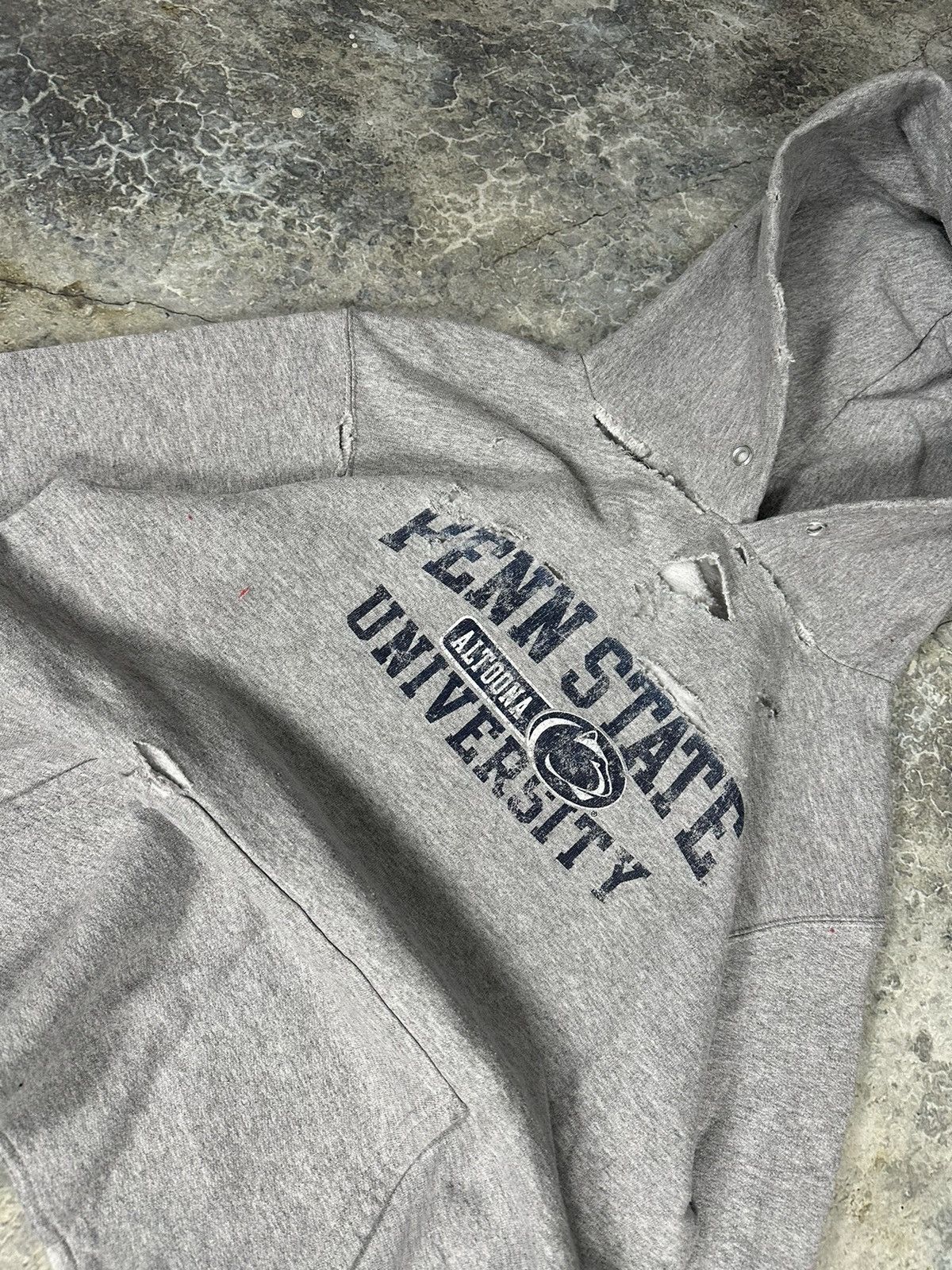 Champion × Vintage Vintage Thrashed Penn State Hoodie Size US S / EU 44-46 / 1 - 2 Thumbnail