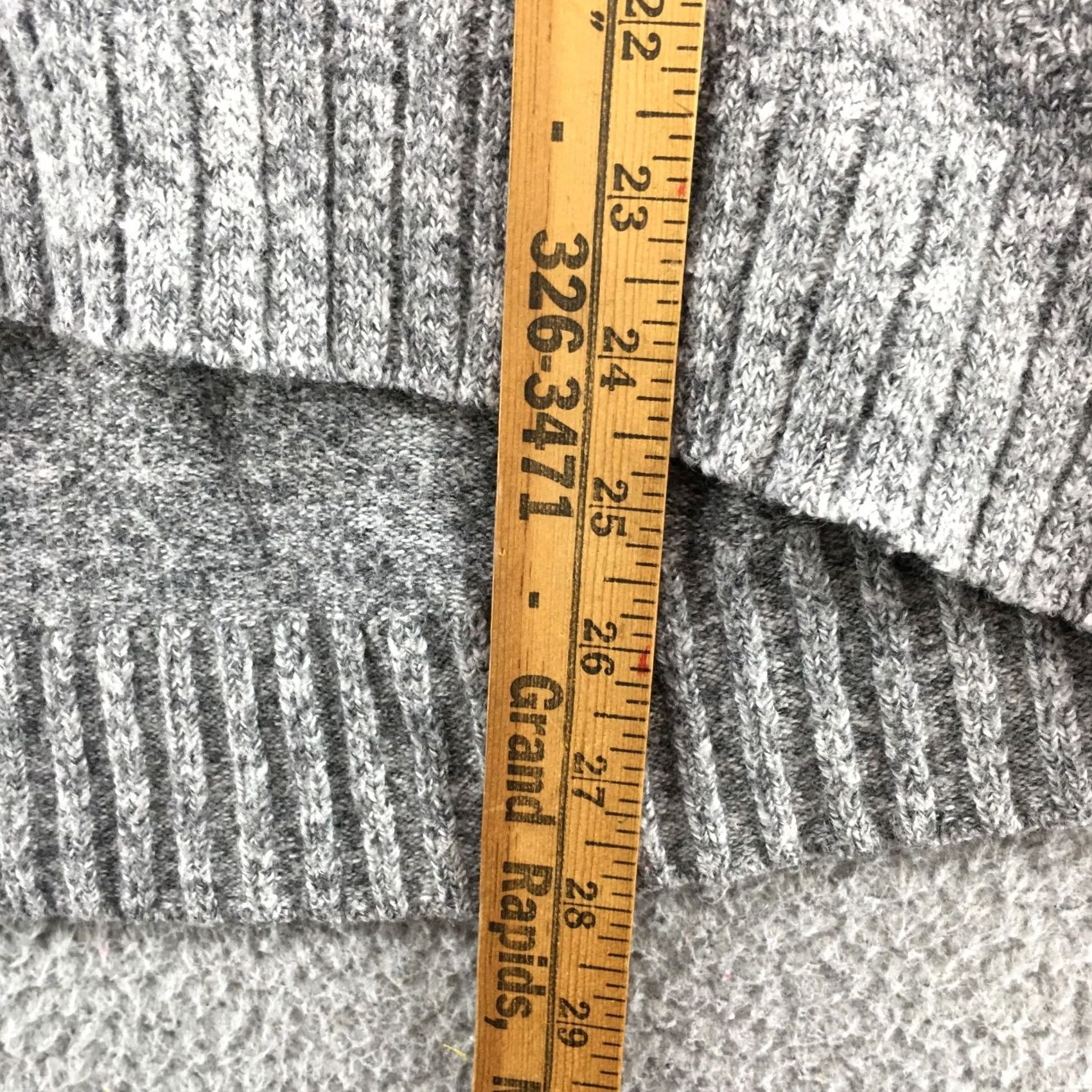 Calvin Klein Calvin Klein Sweater Pullover Womens L Gray Long Sleeve Casual Round Neck Knit Size L / US 10 / IT 46 - 7 Thumbnail