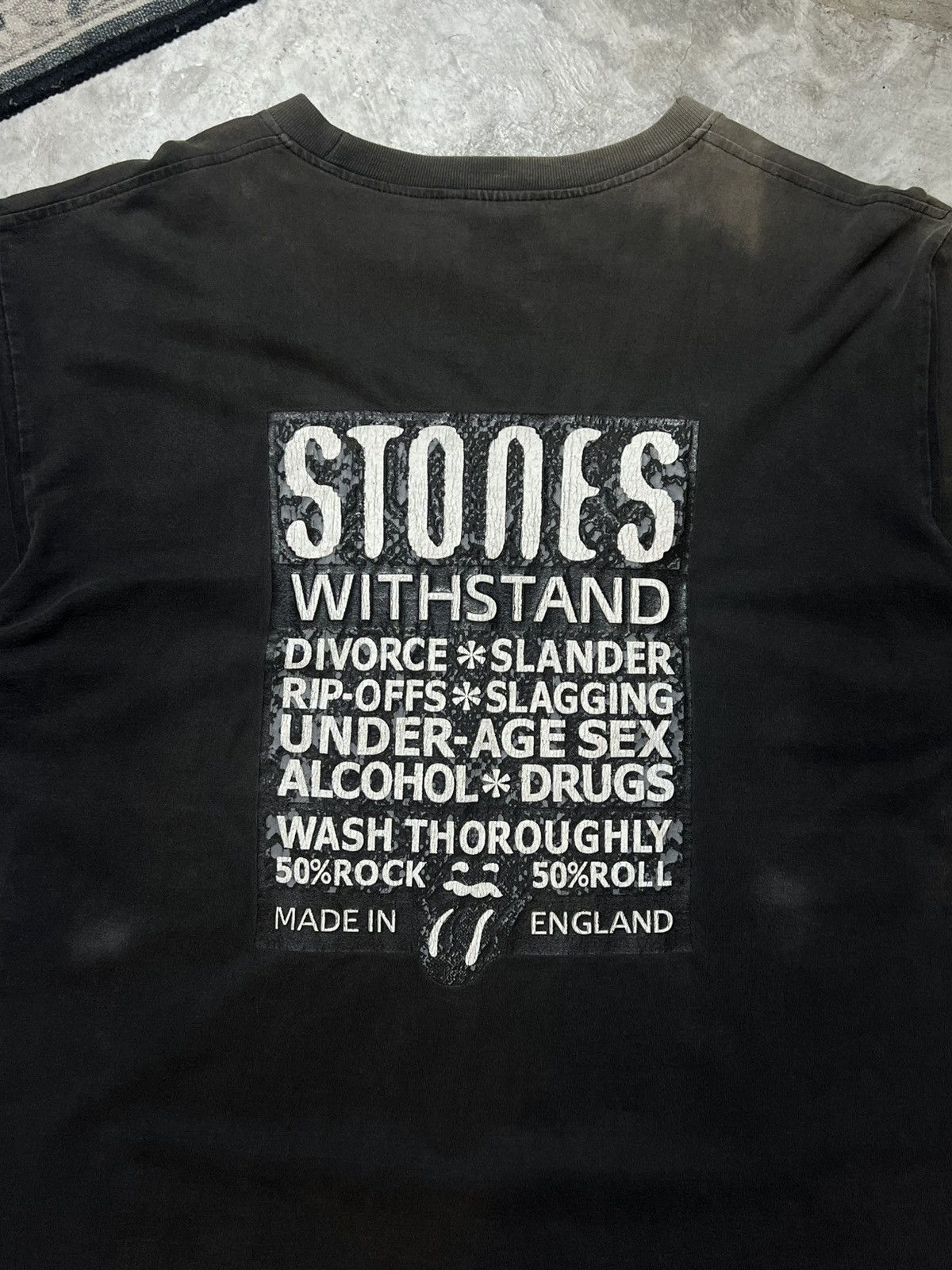 The Rolling Stones Vtg Sun Faded THE ROLLING STONES Withstand Band Tee Size US L / EU 52-54 / 3 - 3 Thumbnail