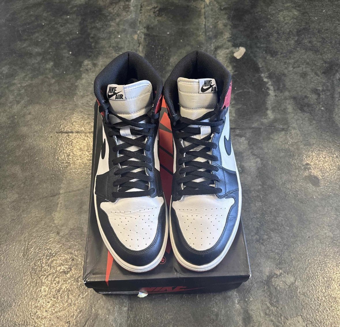 Nike Jordan 1 Blacktoe (2013) Size US 12 / EU 45 - 3 Thumbnail