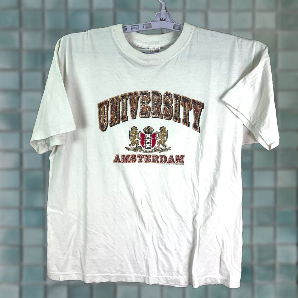Vintage VINTAGE Fun Tex University of Amsterdam T Shirt Mens L White Graphic 1980s Crew Neck Short Sleeve Size US L / EU 52-54 / 3 - 1 Thumbnail