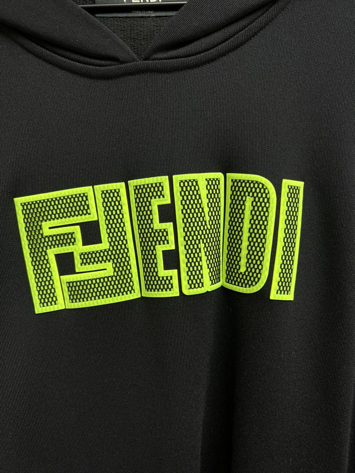 Fendi Fendi Neon Logo Sweatsuit Set Size US XL / EU 56 / 4 - 6 Thumbnail