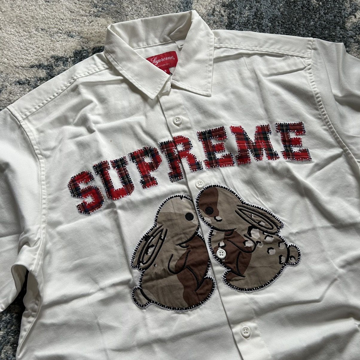 Supreme SPRiNG SUMMER 2023 BUNNiES SHORT SLEEVE WORK SHiRT CANVAS Size US S / EU 44-46 / 1 - 2 Thumbnail