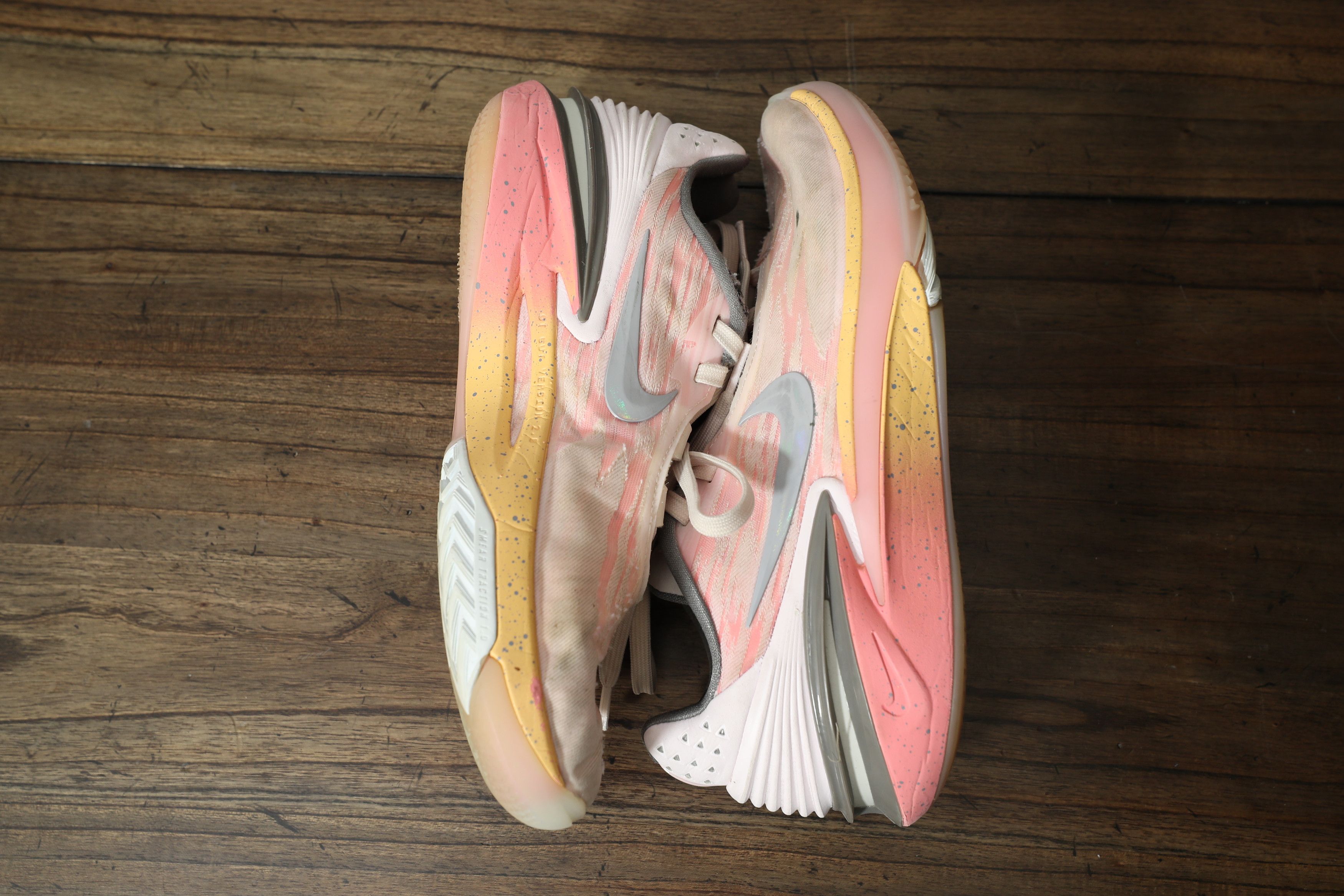 Nike Nike Zoom GT Cut 2 (8.5) Size US 8.5 / EU 41-42 - 10 Thumbnail