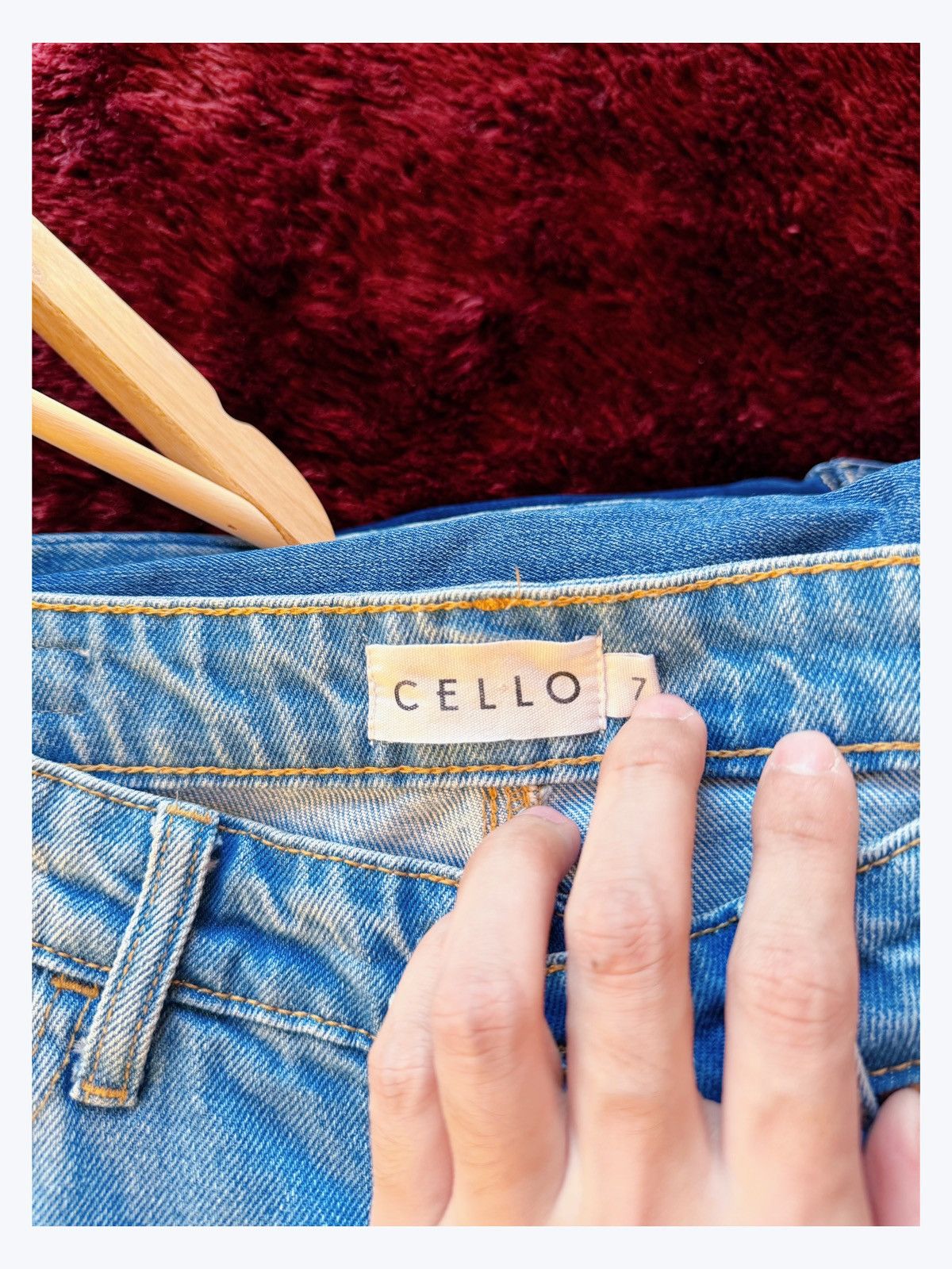 Other CELLO High-Rise Distressed Jeans – Size 7 Size 30" / US 8 / IT 44 - 6 Thumbnail