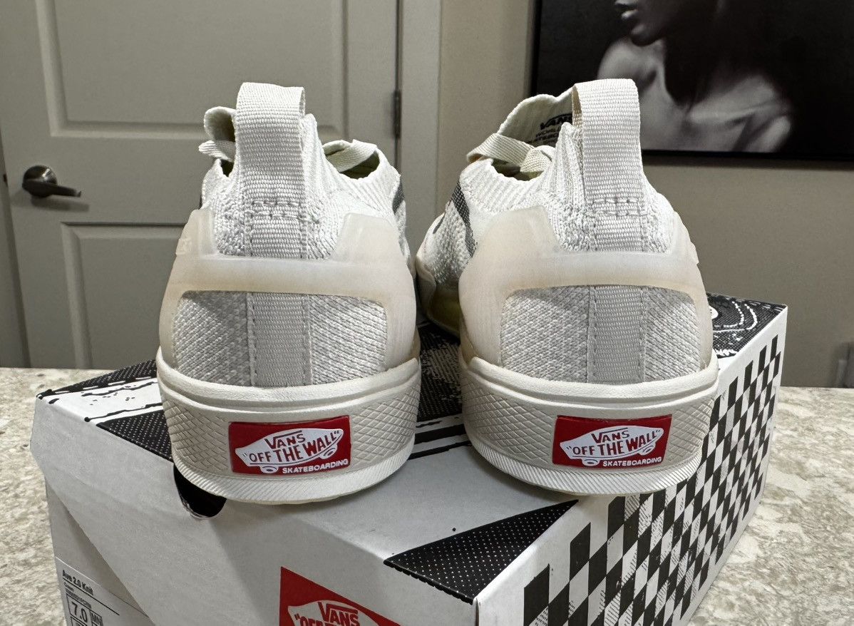 Vans Vans Ave 2.0 Size US 7 / EU 40 - 4 Thumbnail