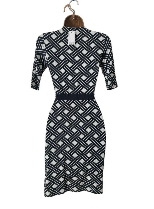 Warehouse Warehouse wrap style dress 6 Size XS / US 0-2 / IT 36-38 - 2 Thumbnail