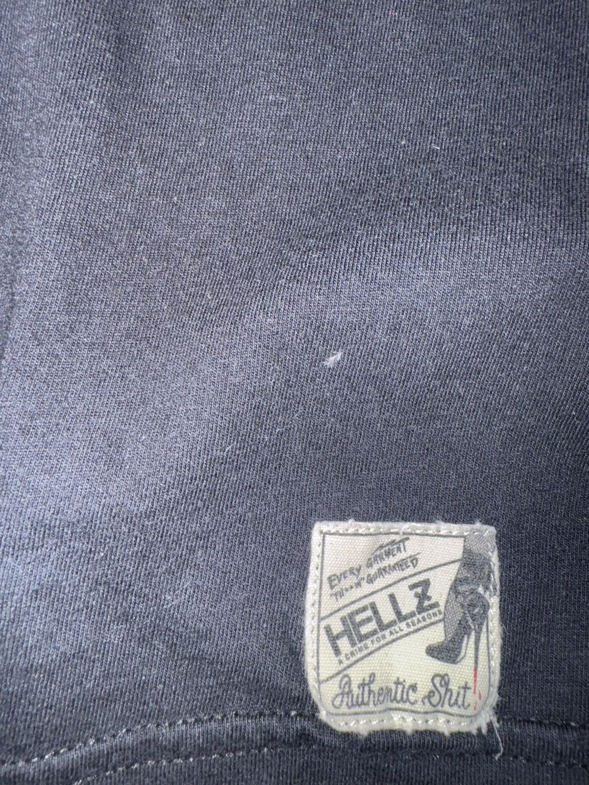 Hells Bells Hellz Bellz - The Filth T size Medium, Preowned Size M / US 6-8 / IT 42-44 - 3 Thumbnail