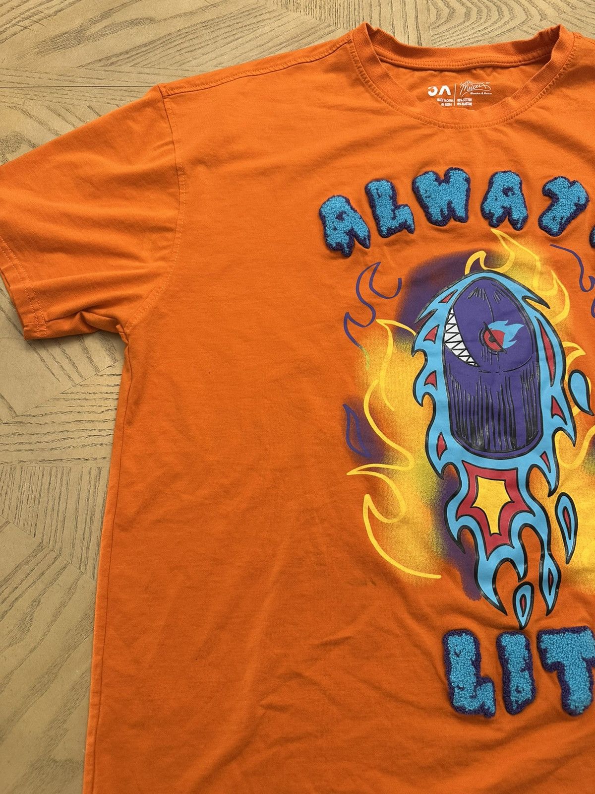 Other Bleecker & Mercer "Always Lit" orange graphic t-shirt Size US XXL / EU 58 / 5 - 5 Thumbnail