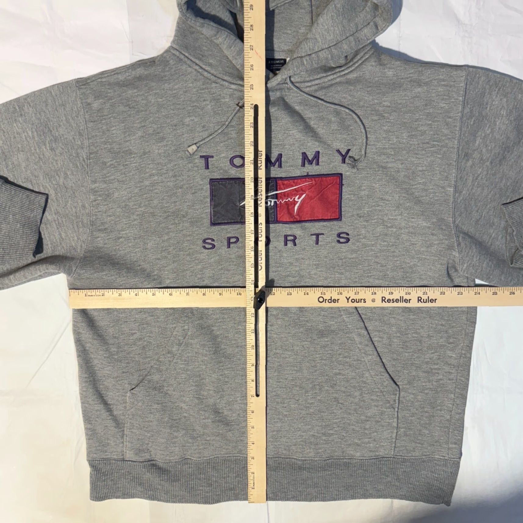 Tommy Hilfiger VINTAGE Tommy Hilfiger Hoodie Unisex Adults M Gray Oversized Hooded Pullover Size US M / EU 48-50 / 2 - 4 Thumbnail