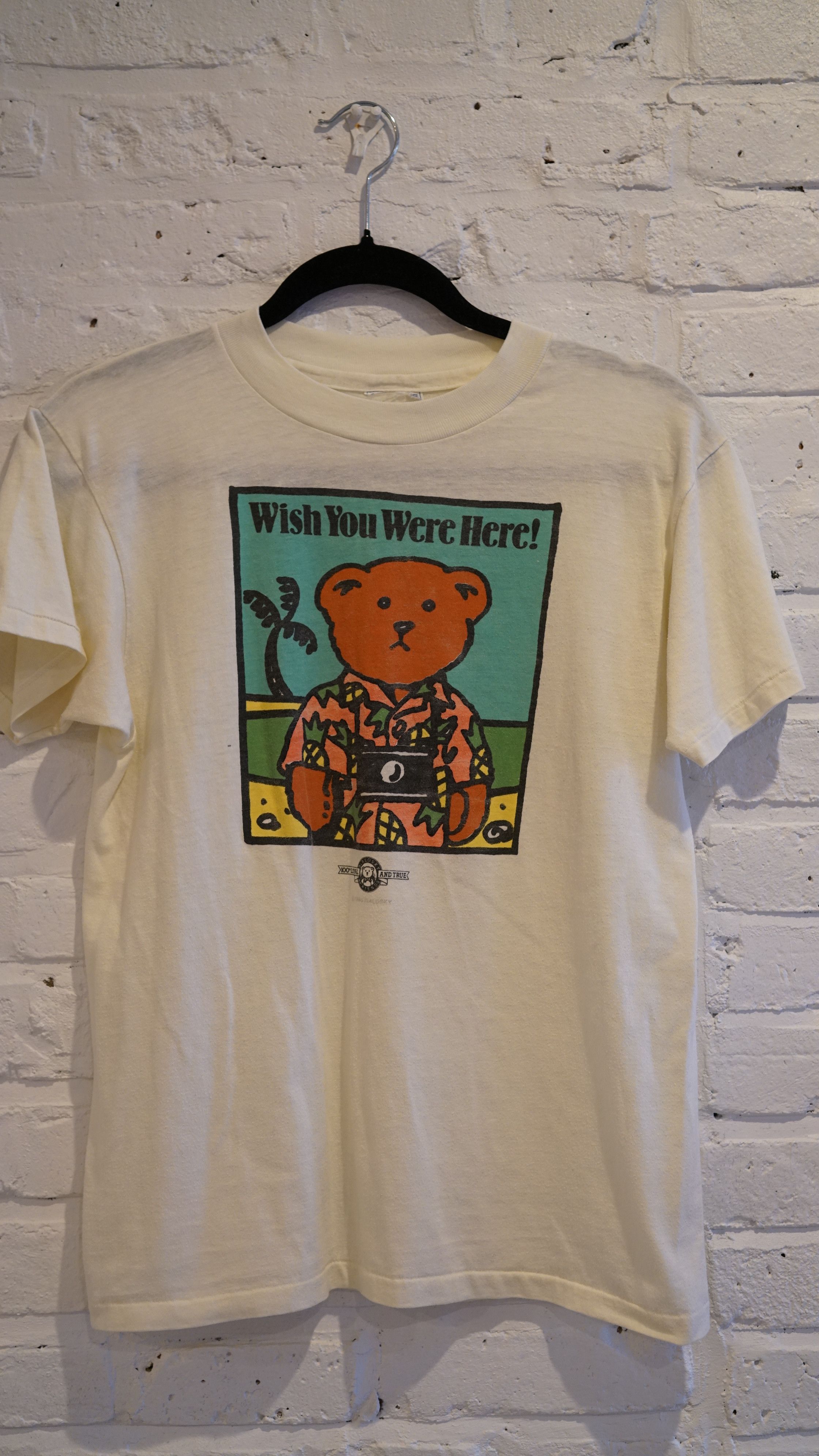 Vintage VIntage Hanes Tee Size US S / EU 44-46 / 1 - 1 Thumbnail