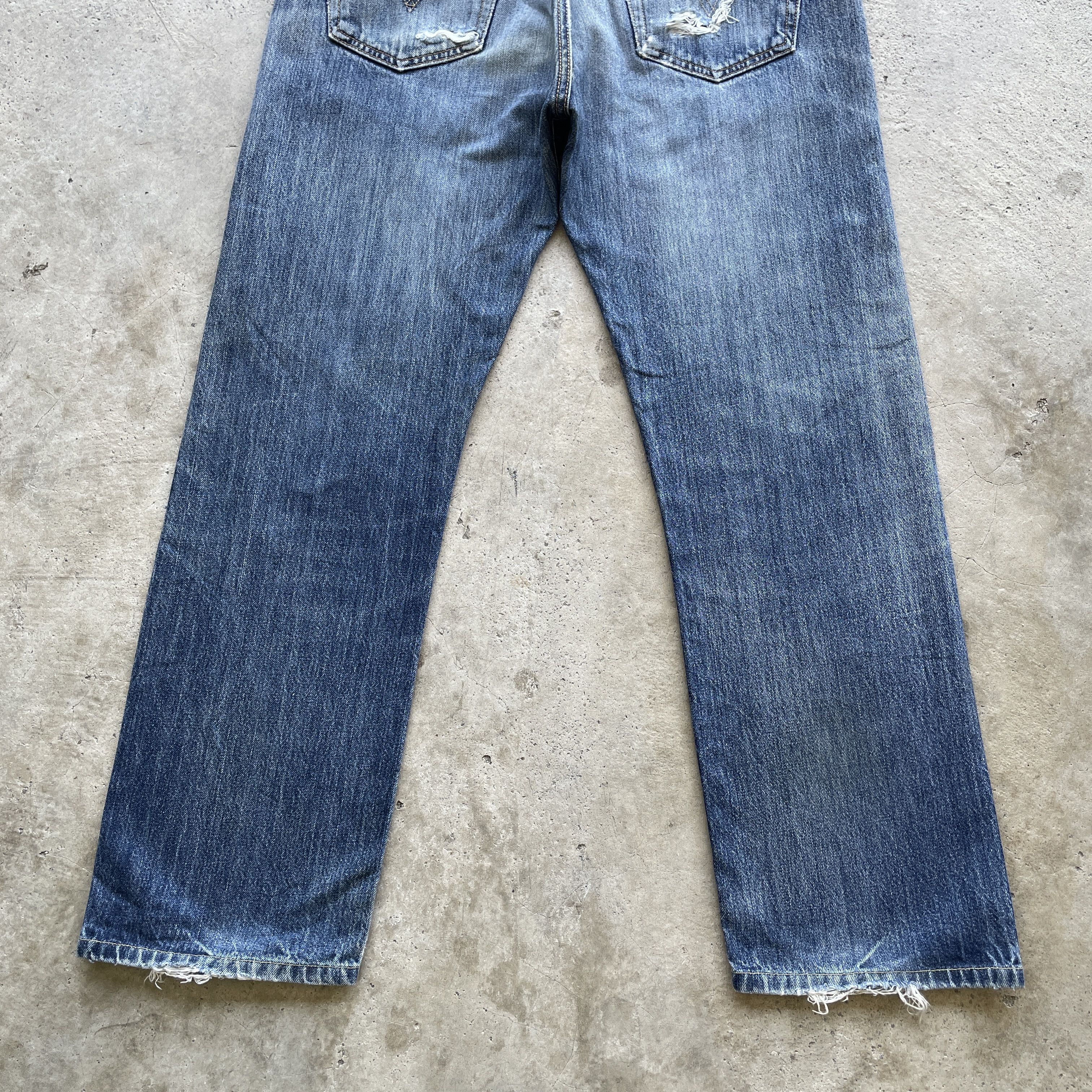 Levi's Vintage Levi’s 501 Faded Distressed Denim Ripped Jeans Pants Size US 32 / EU 48 - 14 Thumbnail