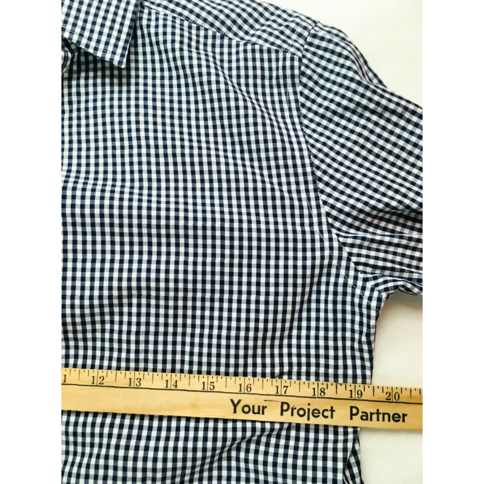 Gap Gap Shirt Men’s Size Small Navy Blue White Original Fit Button Up Check Shirt Mens Small 14-14.5 Non-Iron Regular Sleeve Long Collar-Down Vintage No Size US S / EU 44-46 / 1 - 4 Thumbnail