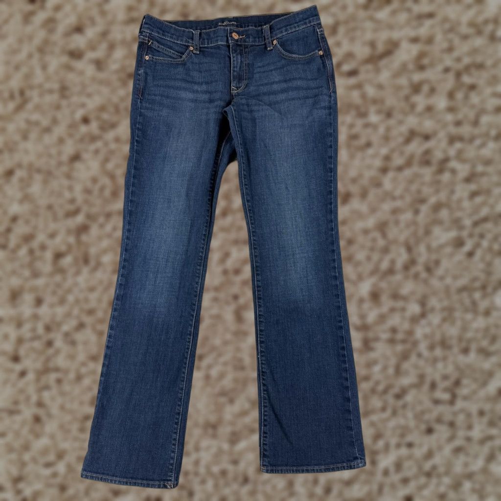 Old Navy Old Navy Jeans Women 10 Blue Denim Bootcut Low Rise 31x31 Regular Inseam 31 Denim Cotton 5-Pocket Solid Color Jeans Size 32" / US 10 / IT 46 - 1 Thumbnail
