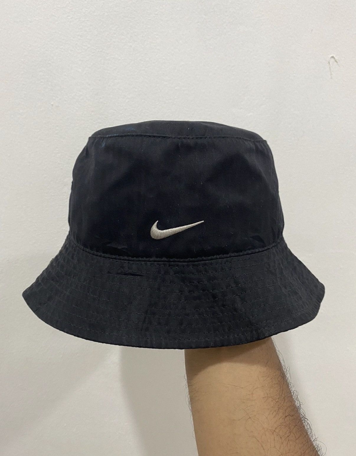 Nike 2003 Nike Black Bucket Hat Size ONE SIZE - 1 Thumbnail