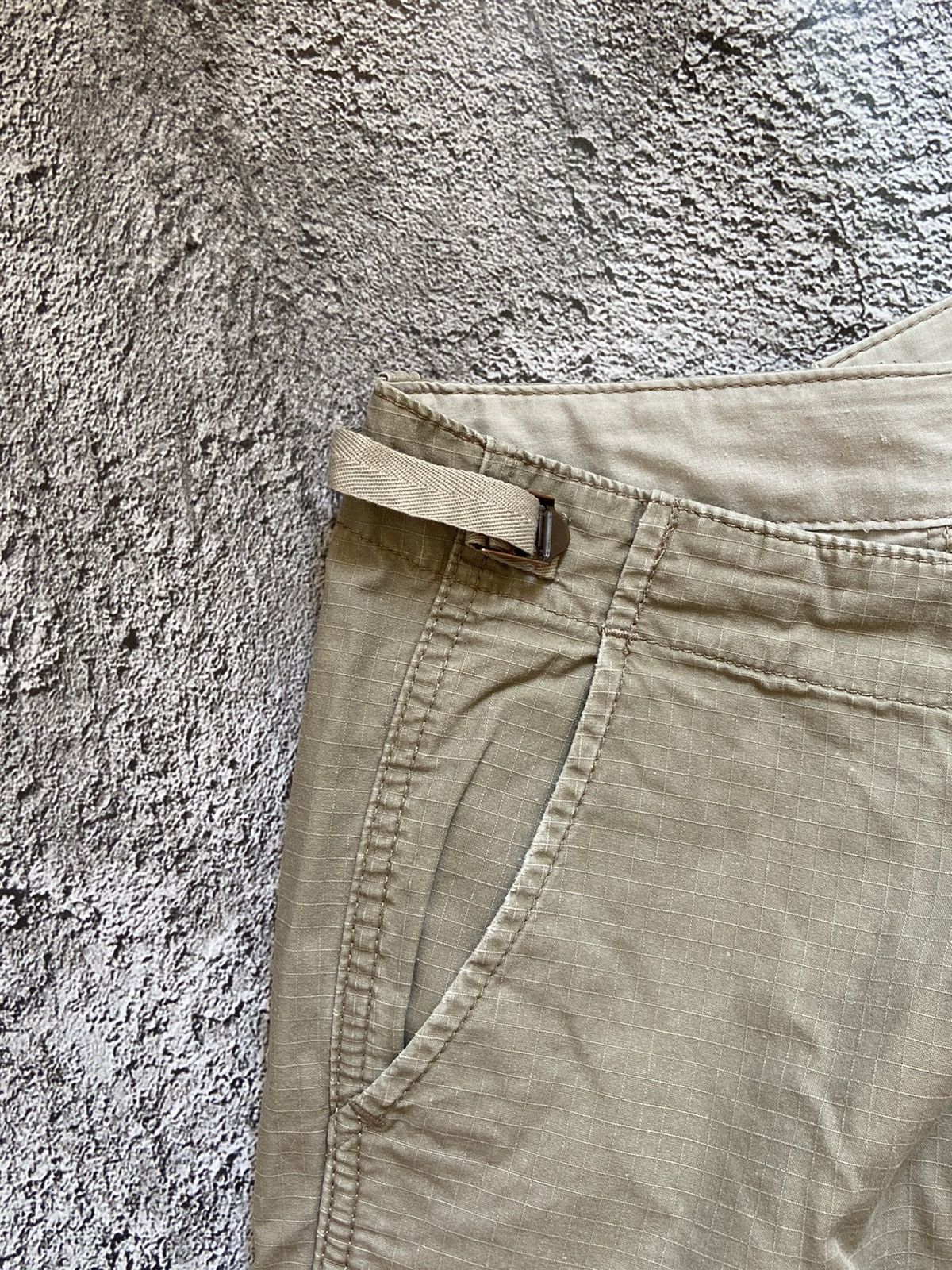 Carhartt × Vintage Vintage Carhartt Faded Distressed Cargo Pants Size US 29 - 8 Thumbnail