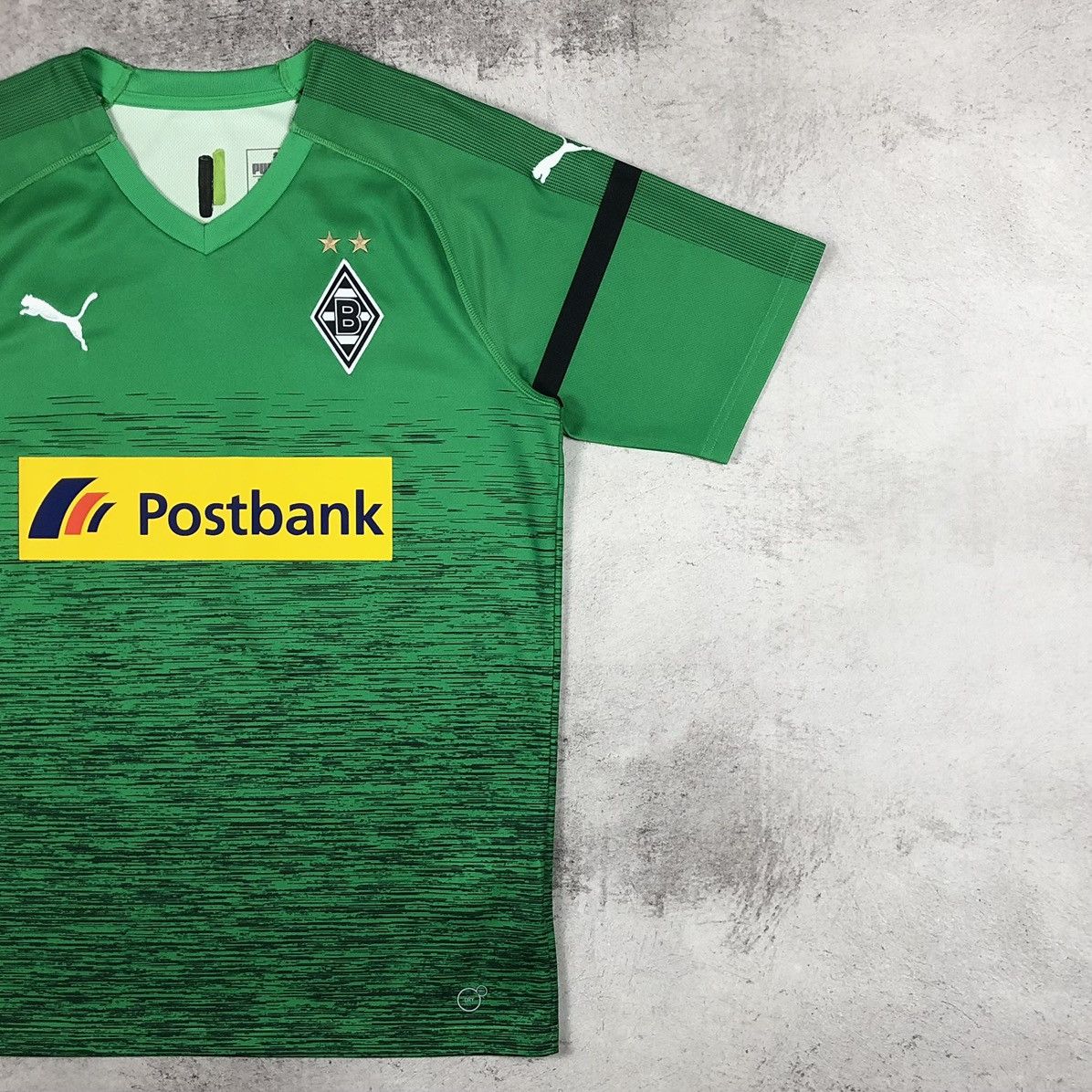 Puma Borussia Monchengladbach 2018-2019 Puma Third Soccer Jersey Size US M / EU 48-50 / 2 - 6 Thumbnail