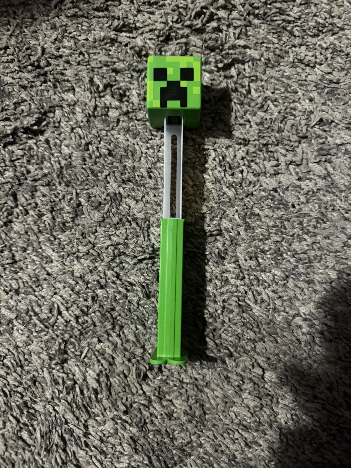 Hypebeast Mojang Minecraft Creeper Pez Dispenser Size ONE SIZE - 5 Thumbnail