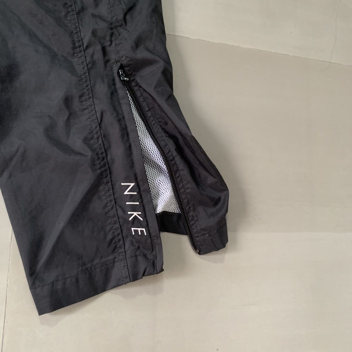 Nike Rare Vintage Nike Track Pants Size US 33 - 3 Thumbnail