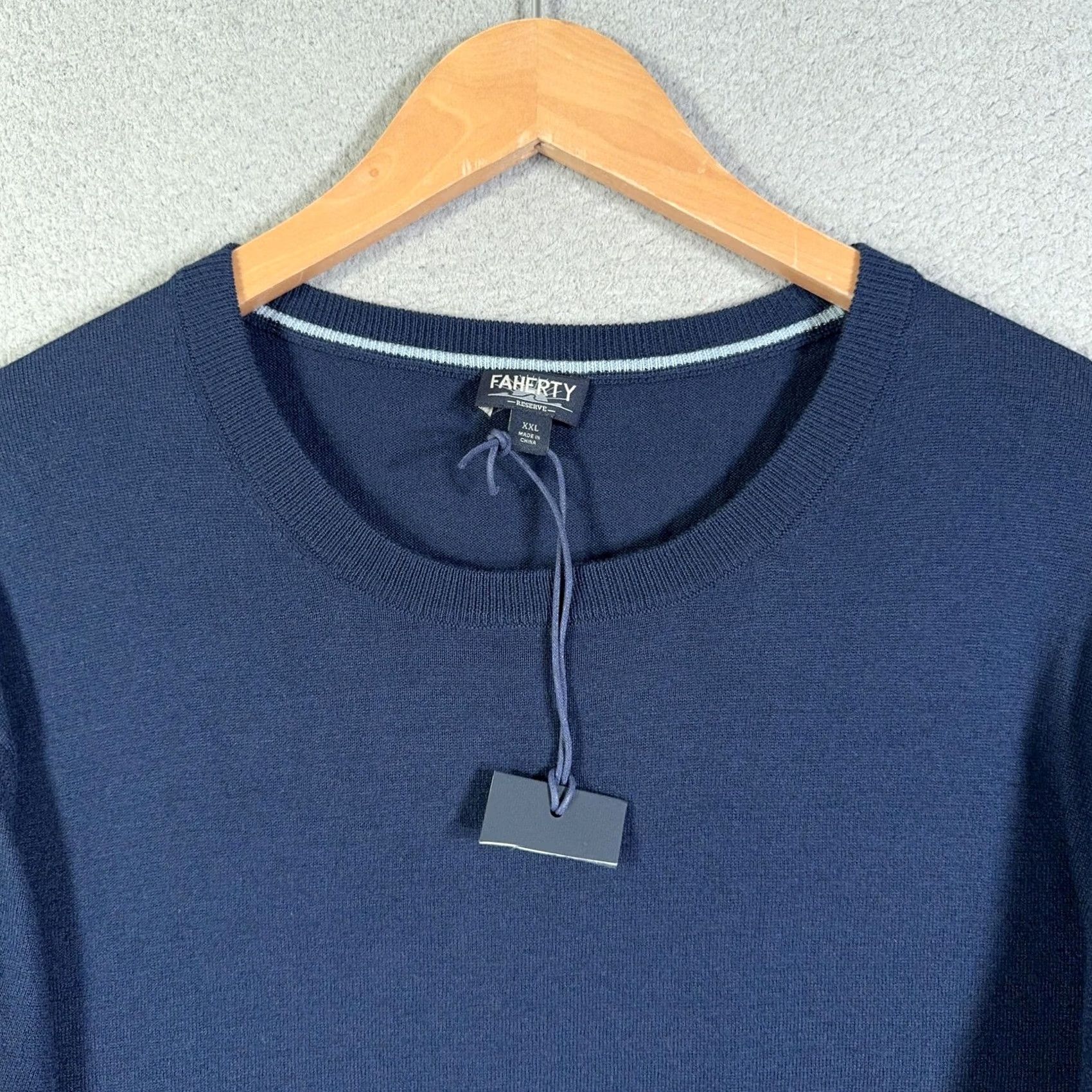Faherty Faherty Movement Sweater Men 2XL Navy Blue Crewneck Performance Pullover Knit Solid Cotton Polyester Moisture Wicking Lightweight All Seasons Mens Size US XXL / EU 58 / 5 - 2 Thumbnail