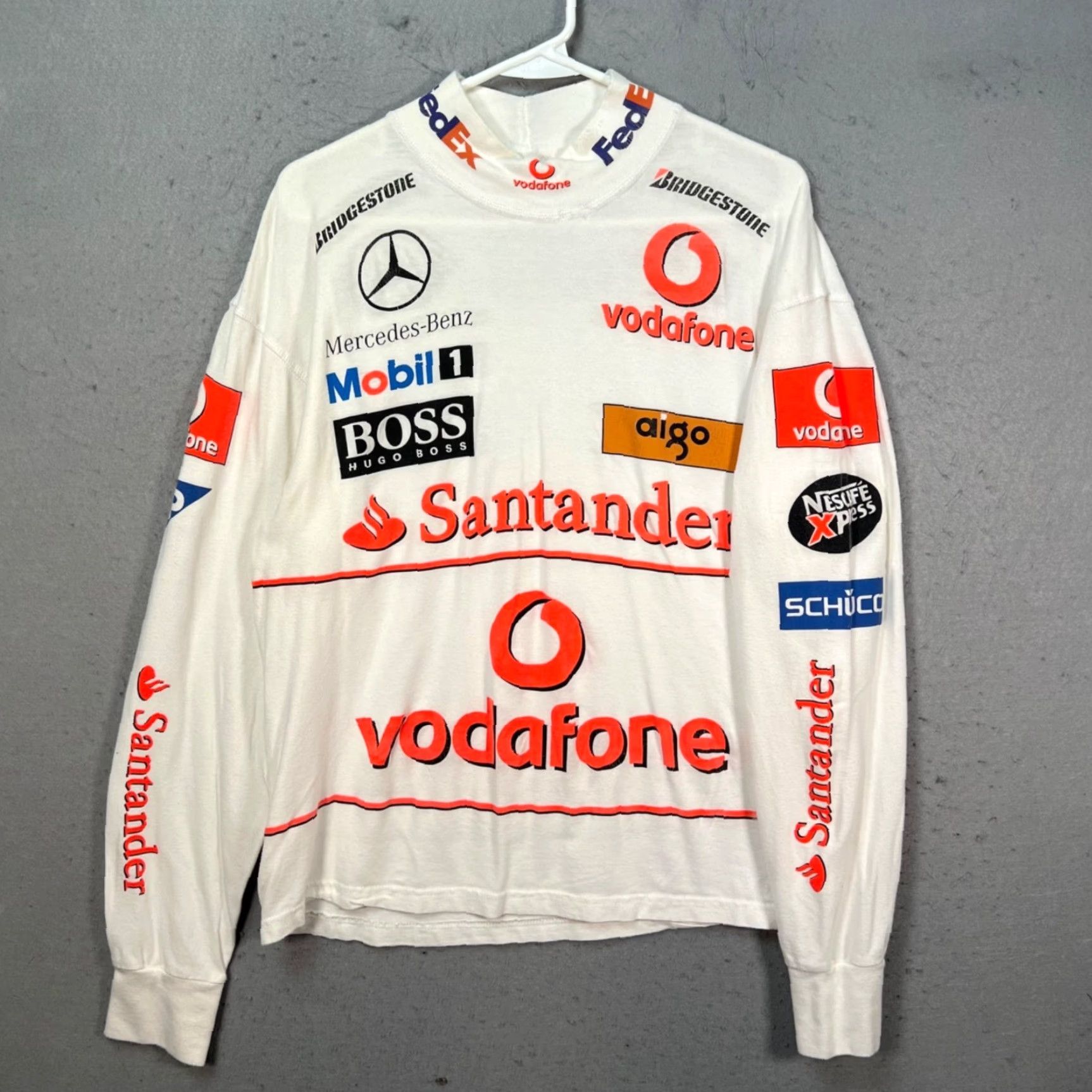 Vintage VINTAGE Vodafone McLaren Mercedes Formula 1 Racing Long Sleeve T Shirt White Size US L / EU 52-54 / 3 - 2 Thumbnail