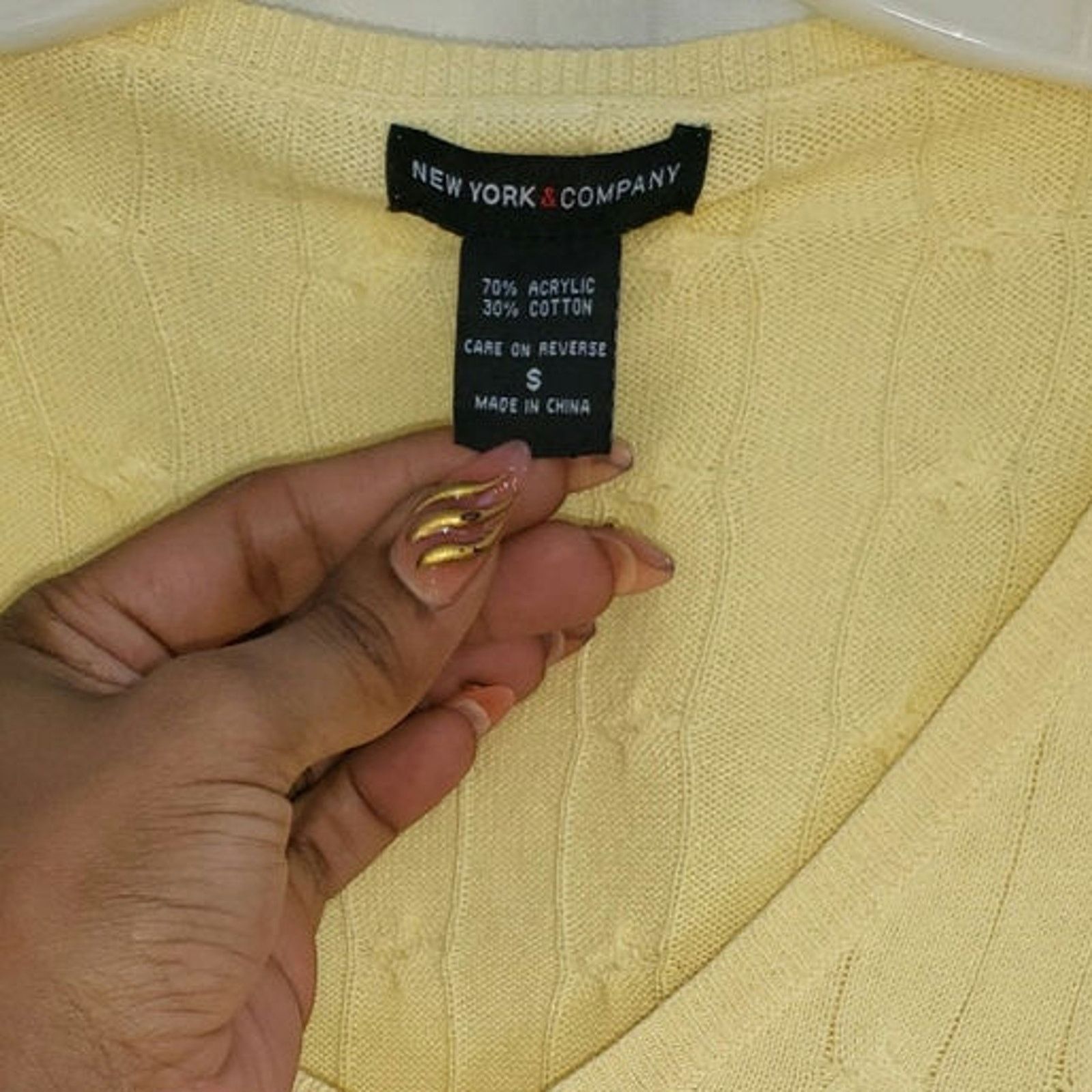 Other New York & Company Yellow V-Neck Sweater 3/4 Sleeve Petite S Size S / US 4 / IT 40 - 4 Thumbnail