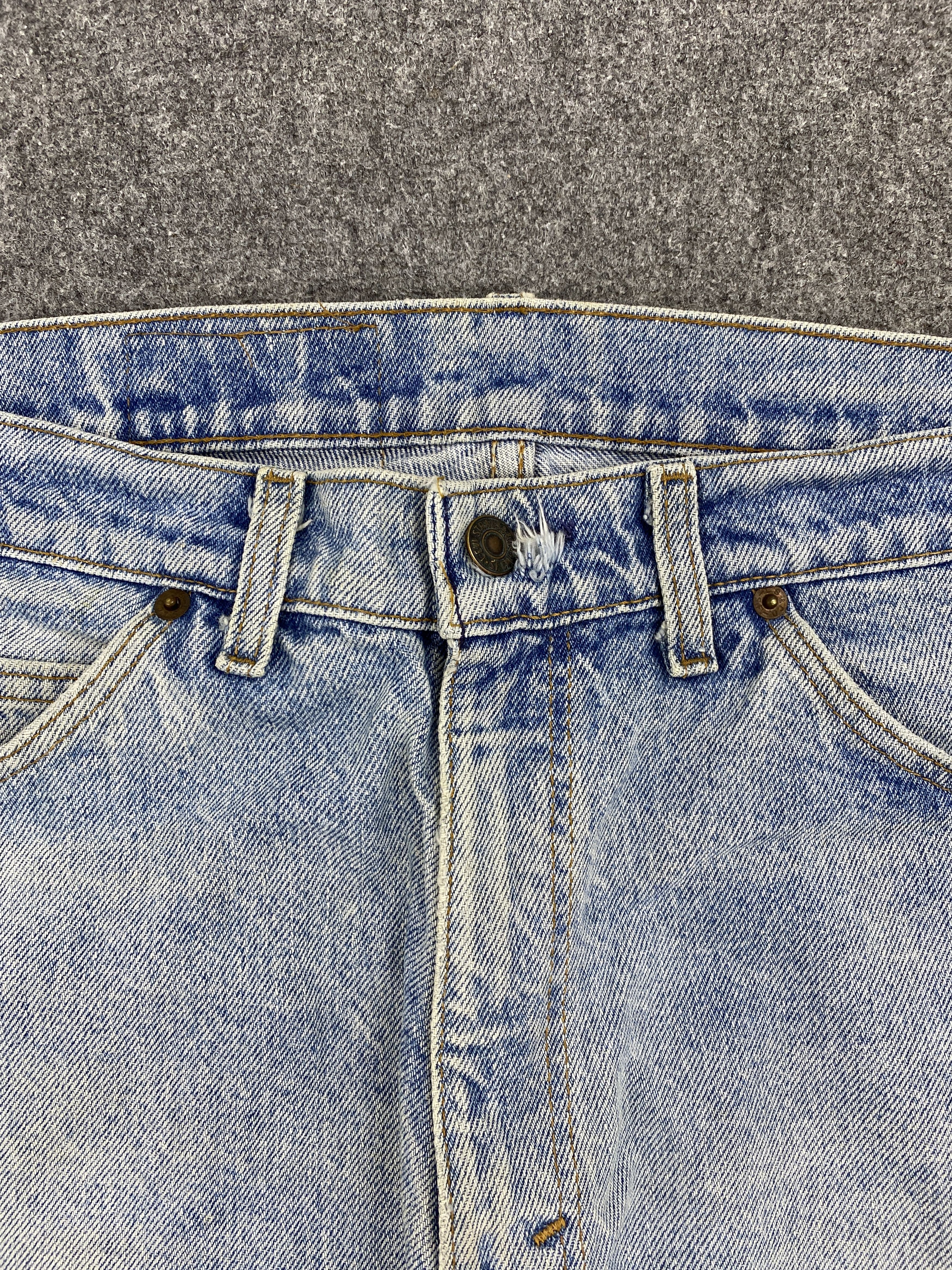 Levi's × Vintage Light Washed Vintage 90s Levi's 550 Orange Tabs Jeans Size US 33 - 8 Thumbnail