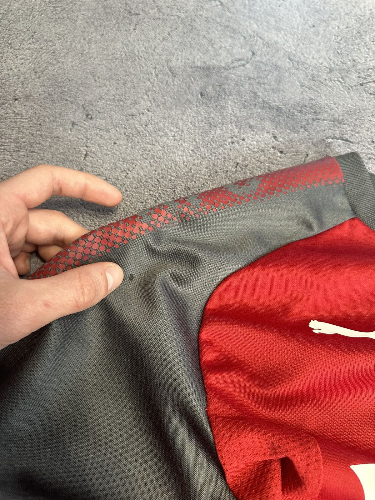 Puma 🐞Arsenal Football Puma Training Jersey Size US L / EU 52-54 / 3 - 5 Thumbnail