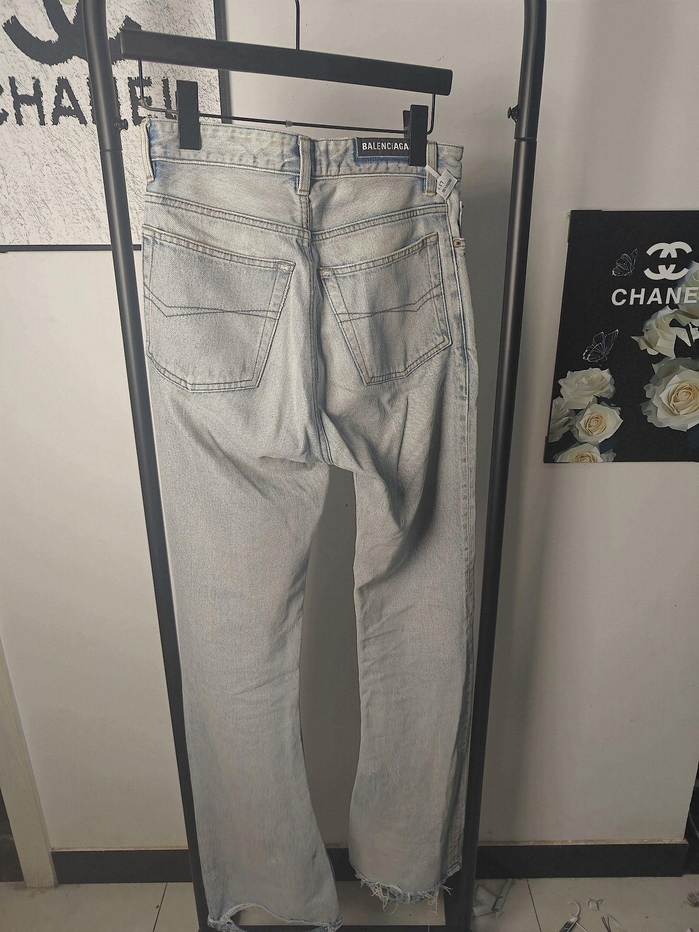Balenciaga Balenciaga Denim White Denim Jeans 28 Men Size US 28 / EU 44 - 1 Thumbnail