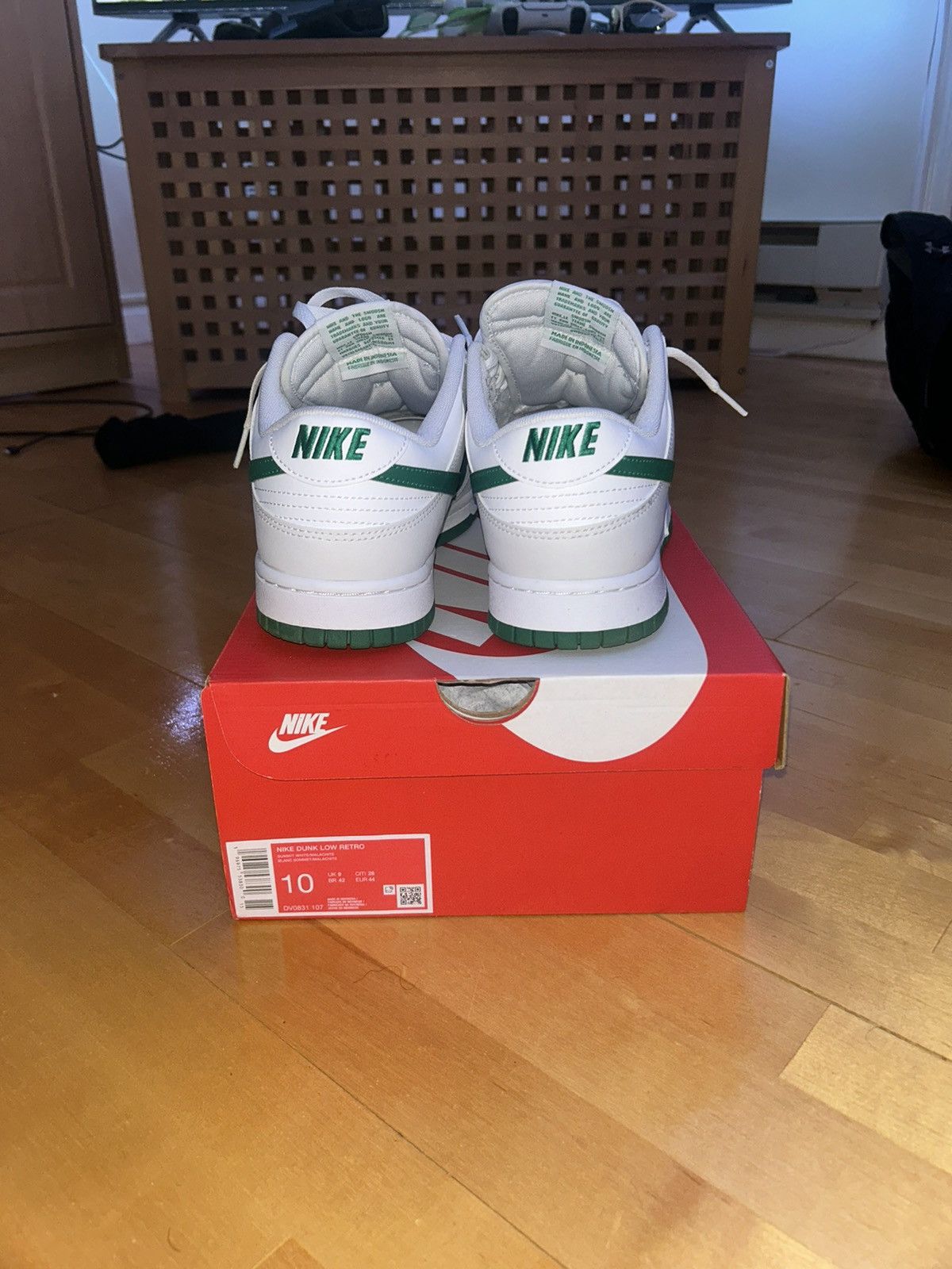 Nike Nike dunk “Summit White malachite” Size US 10 / EU 43 - 2 Thumbnail