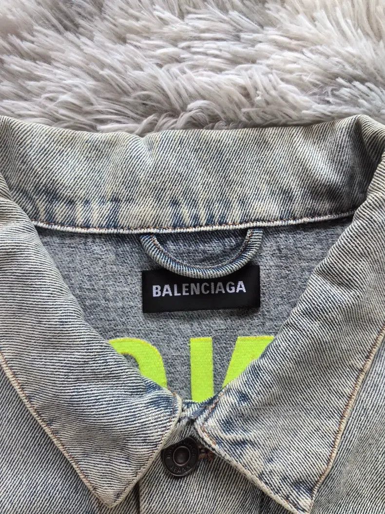 Balenciaga Balenciaga Yellow alphabet logo denim jacket Size US M / EU 48-50 / 2 - 3 Thumbnail