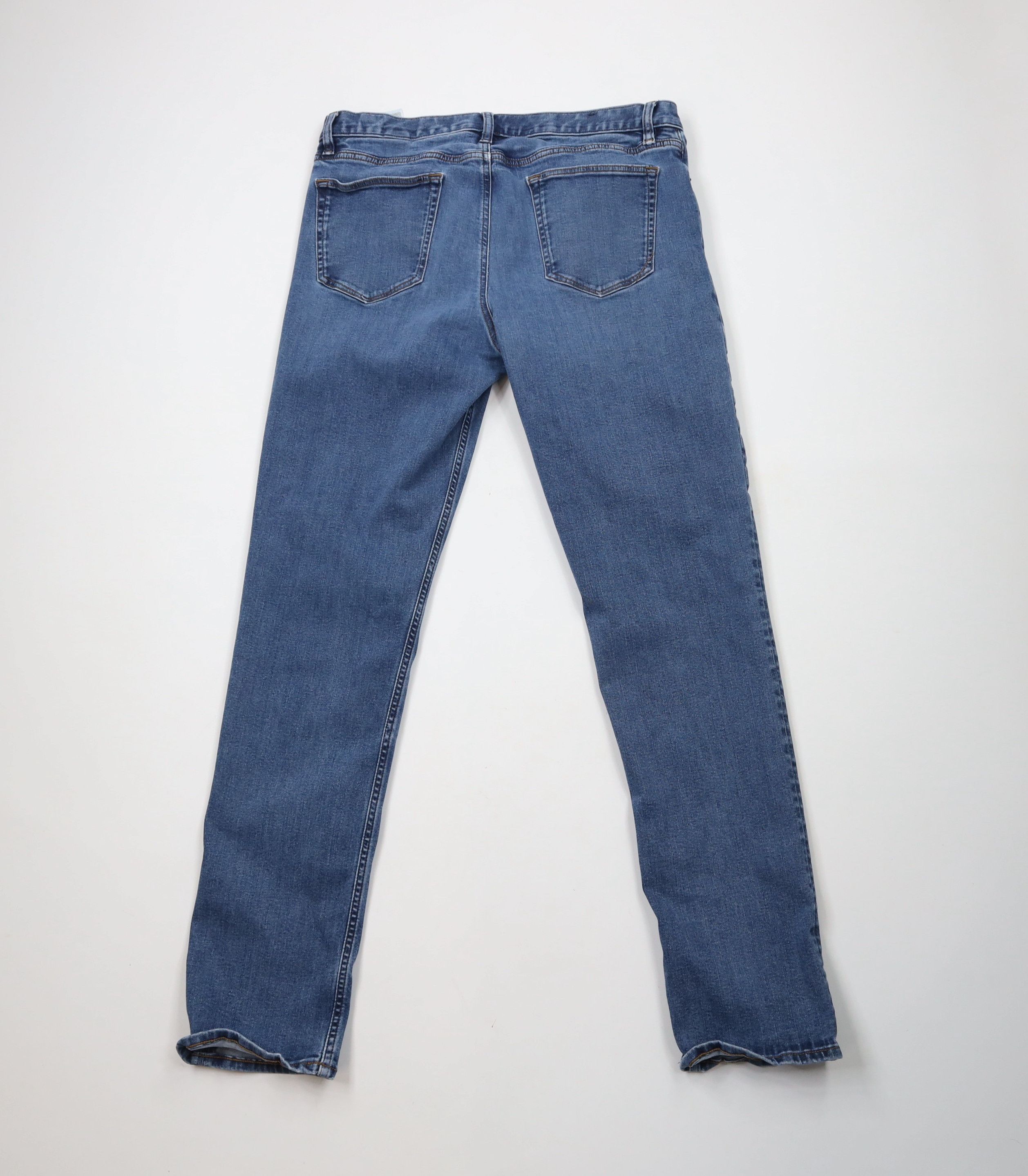 Banana Republic Skinny Leg Washwell Traveler Denim Jeans