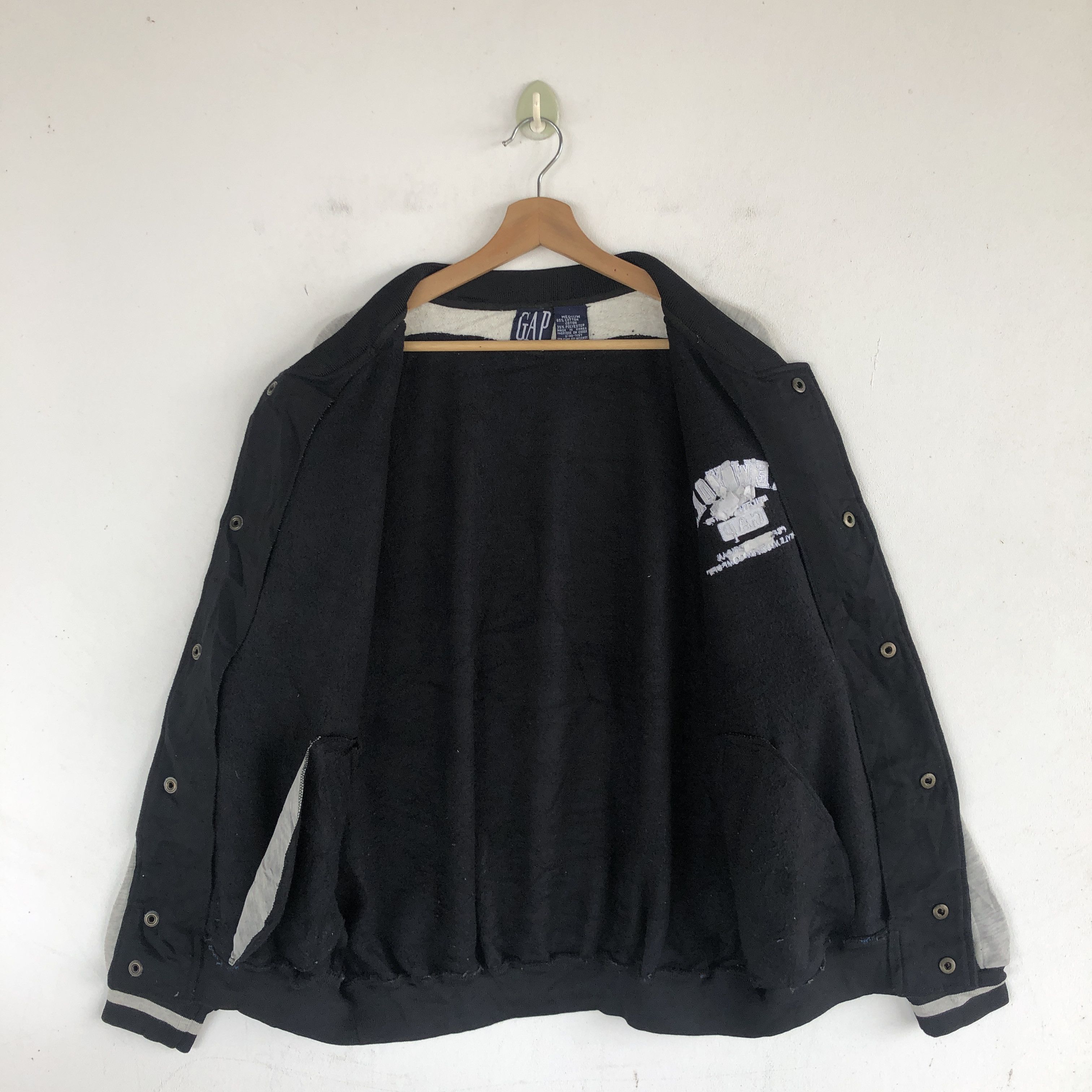 Gap × Vintage Vintage Y2K GAP Varsity Sweater Button Up Sweatshirt Size US L / EU 52-54 / 3 - 7 Thumbnail