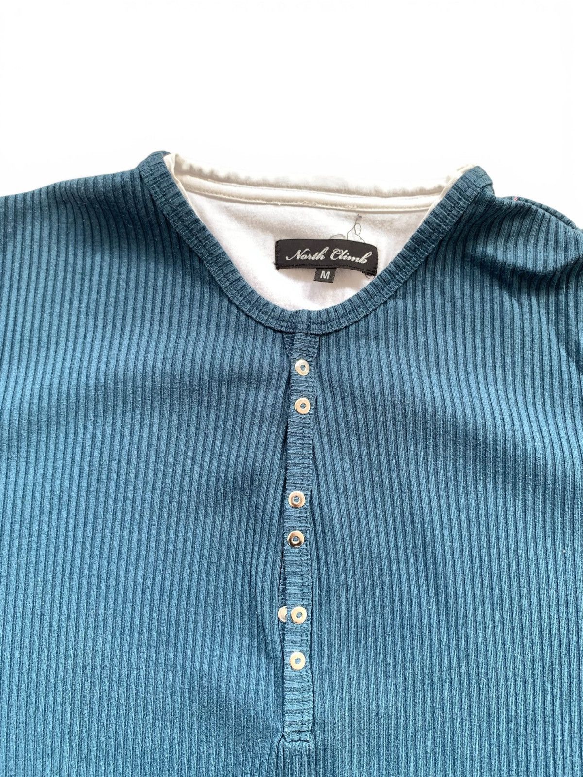 Japanese Brand 2000s japanese archive north climb y2k short sleeve tee Size US M / EU 48-50 / 2 - 2 Thumbnail
